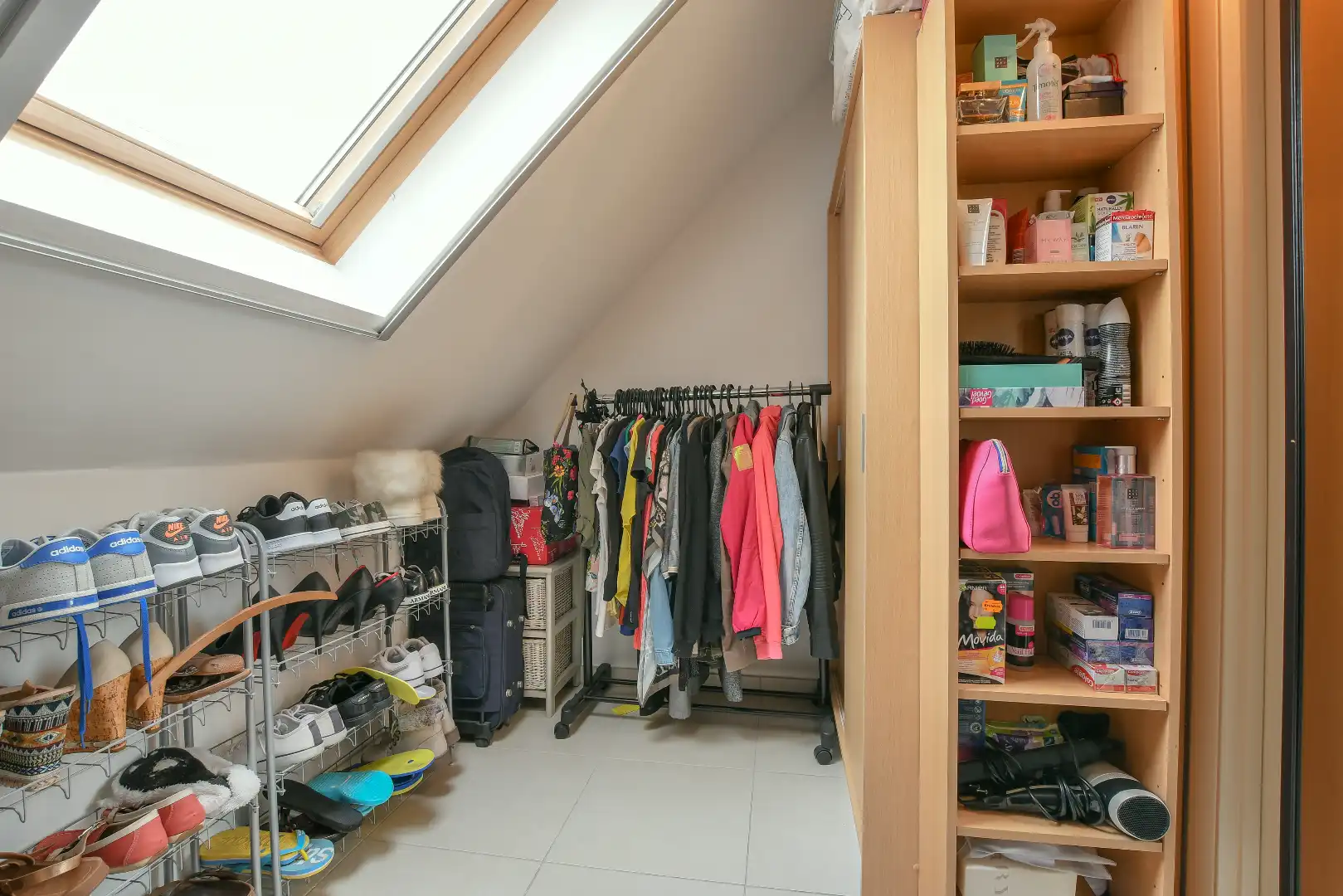 Mooi duplexappartement met 2 slaapkamers, zonnig terras en veel bergruimte te Oostende foto 15