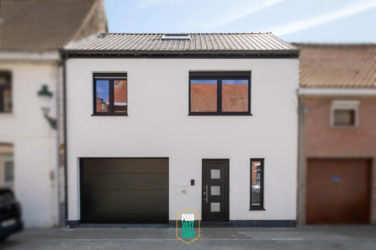 Prachtige, compleet gerenoveerde, zonnige woning met tuin foto 3