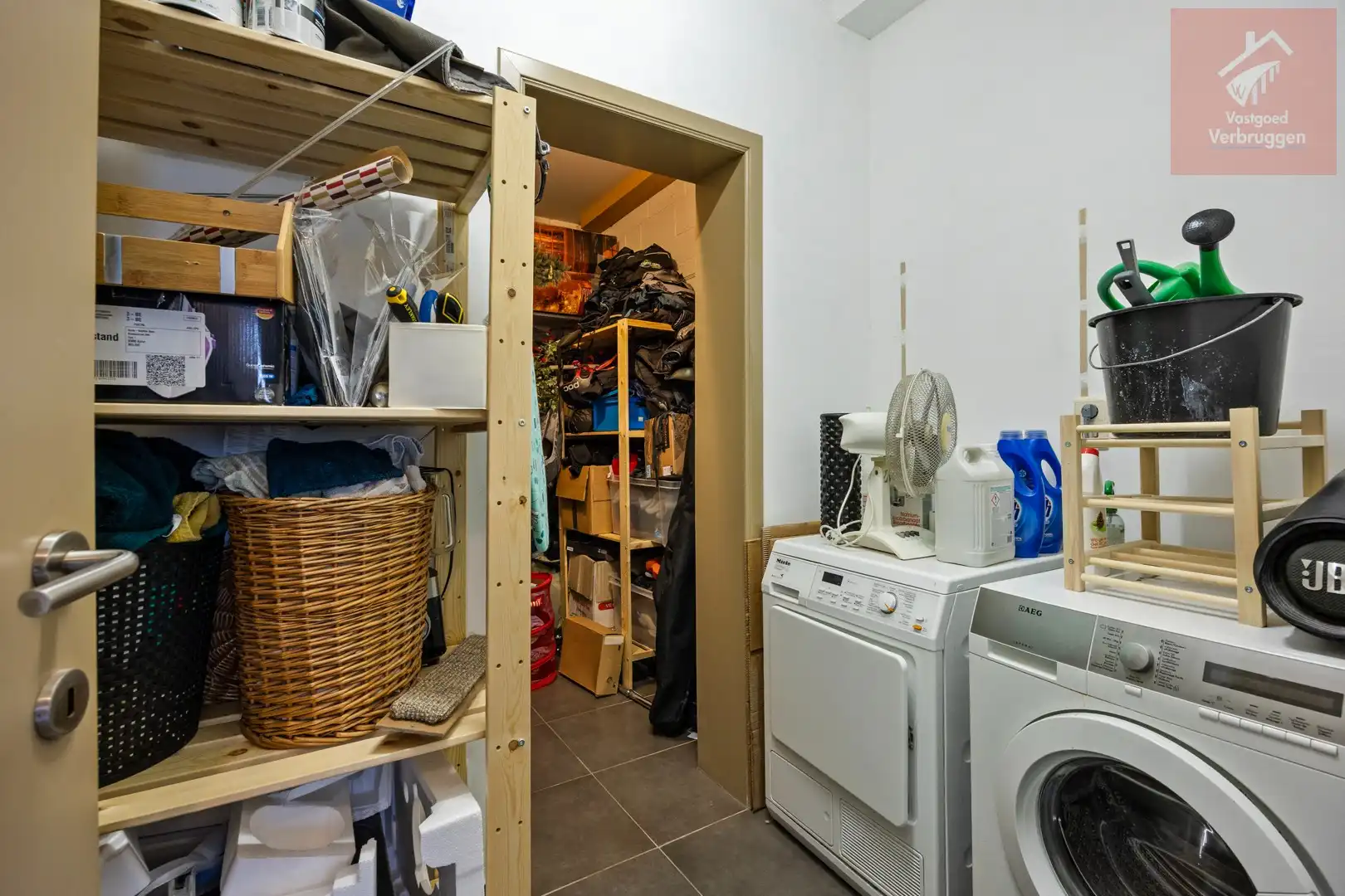Modern instapklaar gelijkvloers appartement met 2 slpk, terrassen en autostaanplaats foto 16