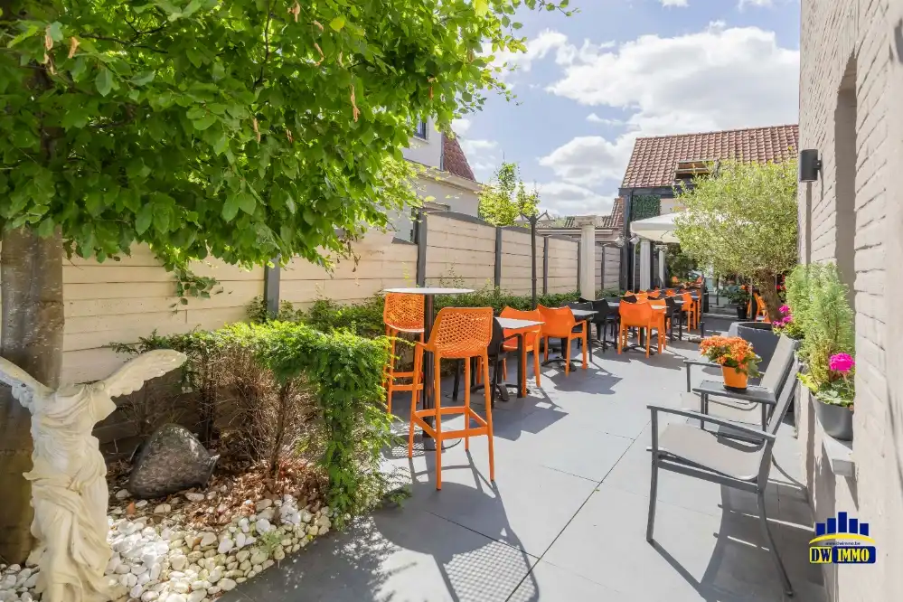 Restaurant met zonnig terras en open keuken over te nemen in Sint-Martens-Latem foto 3