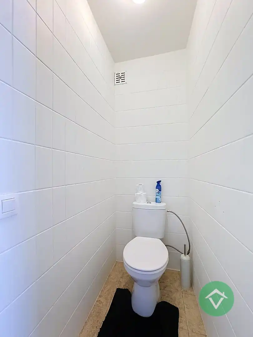 Instapklaar appartement met 2 slaapkamers te Izegem  foto 10