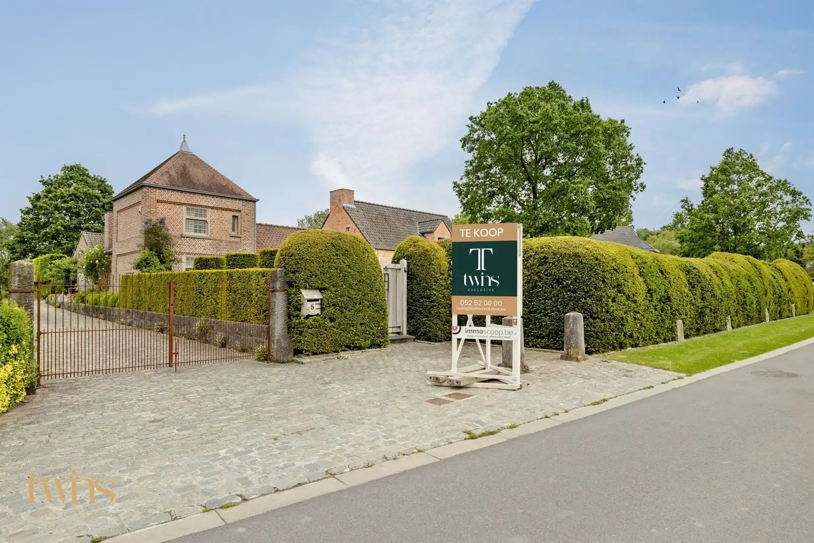 Exclusief wonen in de geliefde gerenoveerde Patershoeve te Buggenhout  foto 27