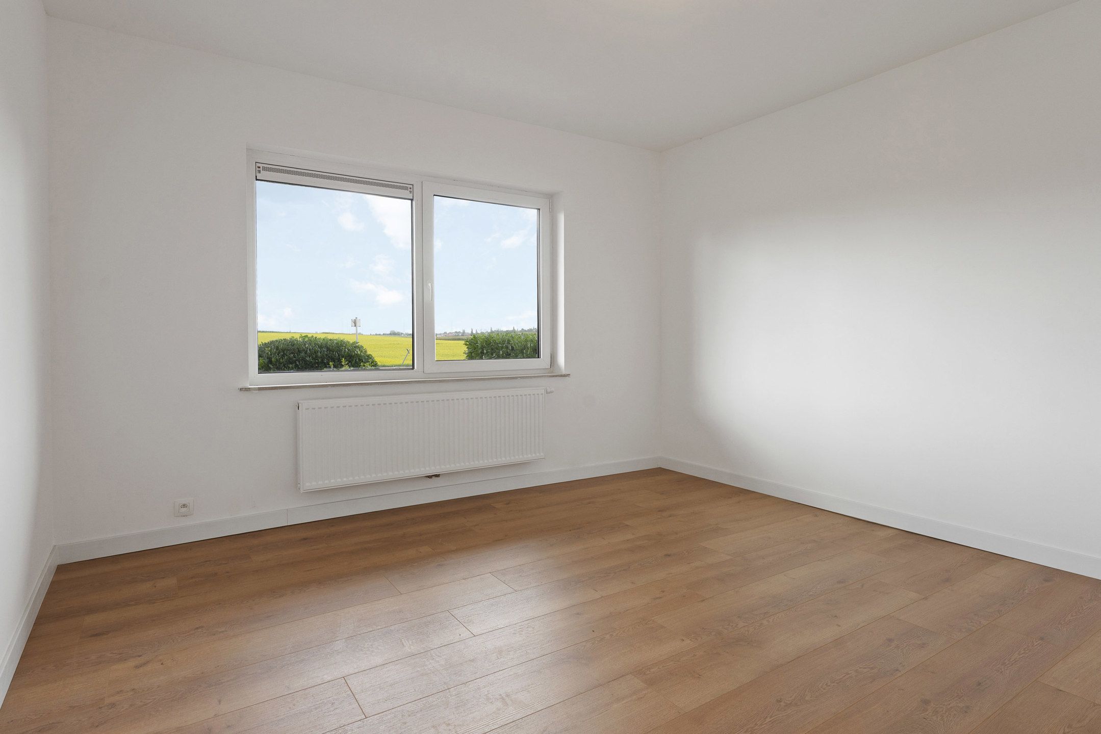 Recent gerenoveerde 4-gevelwoning te Riemst foto 10