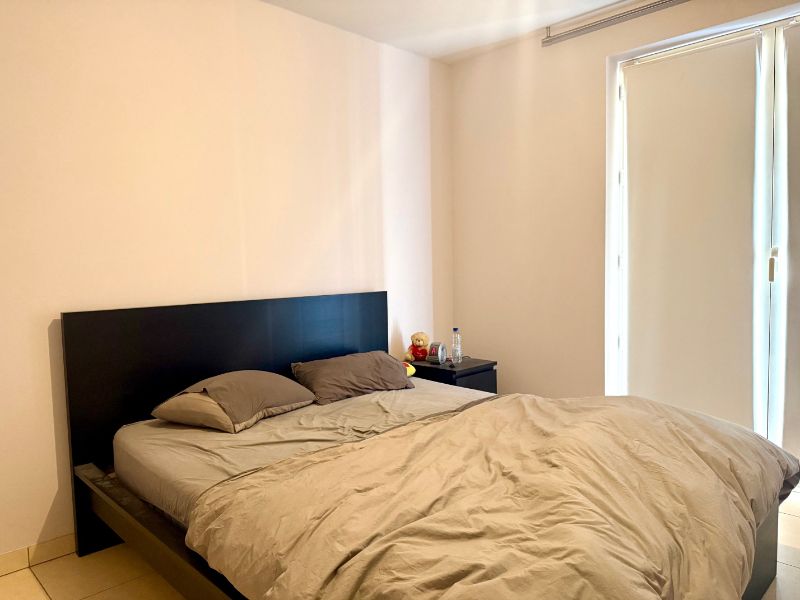 Centraal gelegen, lichtrijk appartement met 1 slaapkamer en dressing foto 6