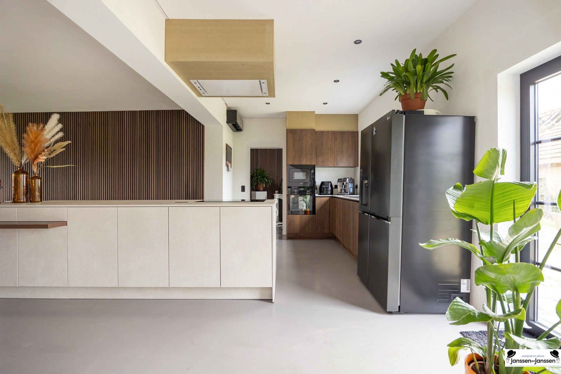 Hoofdfoto van de publicatie: Charmante Gerenoveerde Hoeve met luxe afwerking en Modern comfort