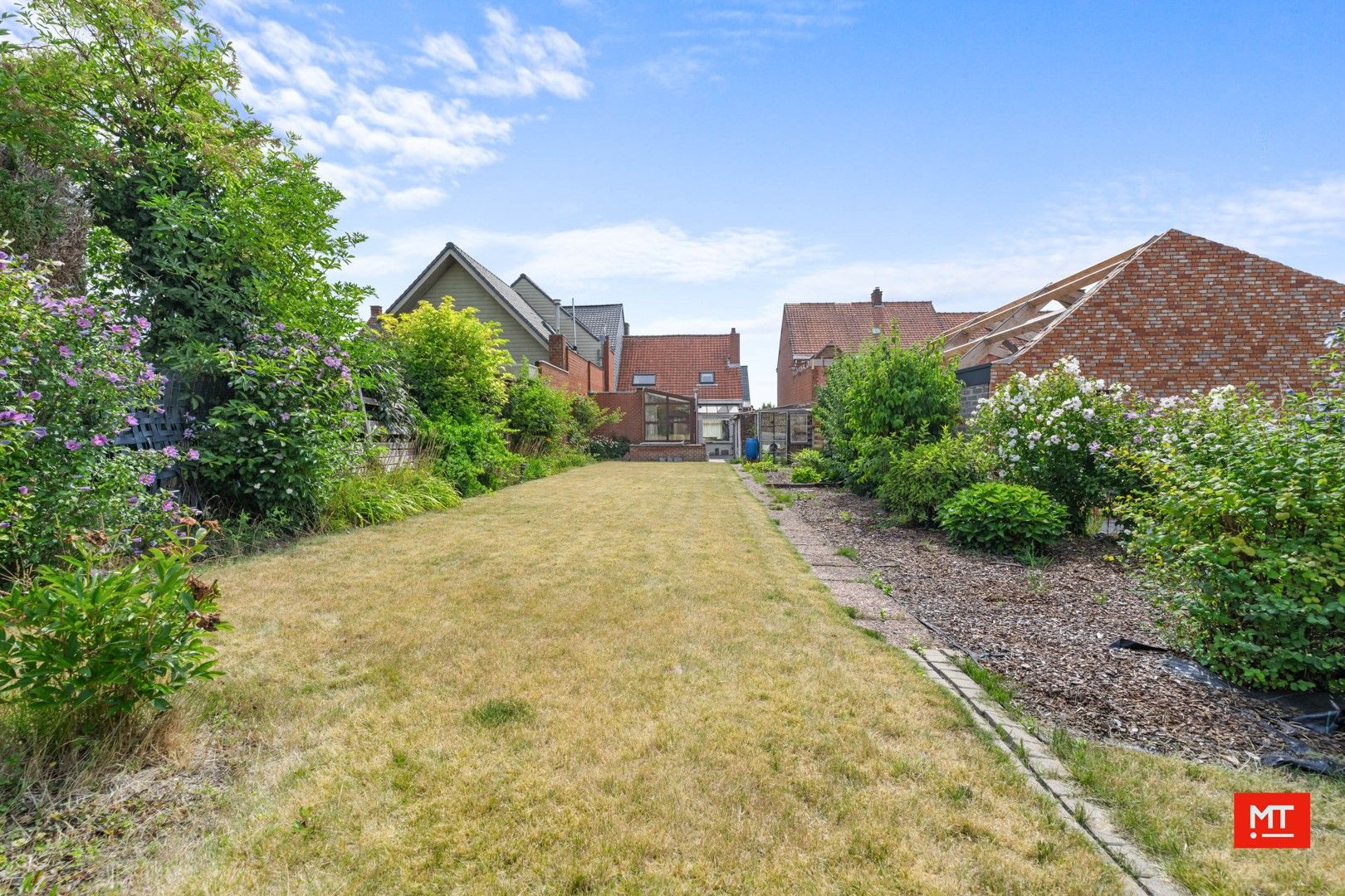 Te renoveren halfopen woning met 3 slaapkamers, Westgerichte tuin en garage op een rustige locatie in Beselare foto 20