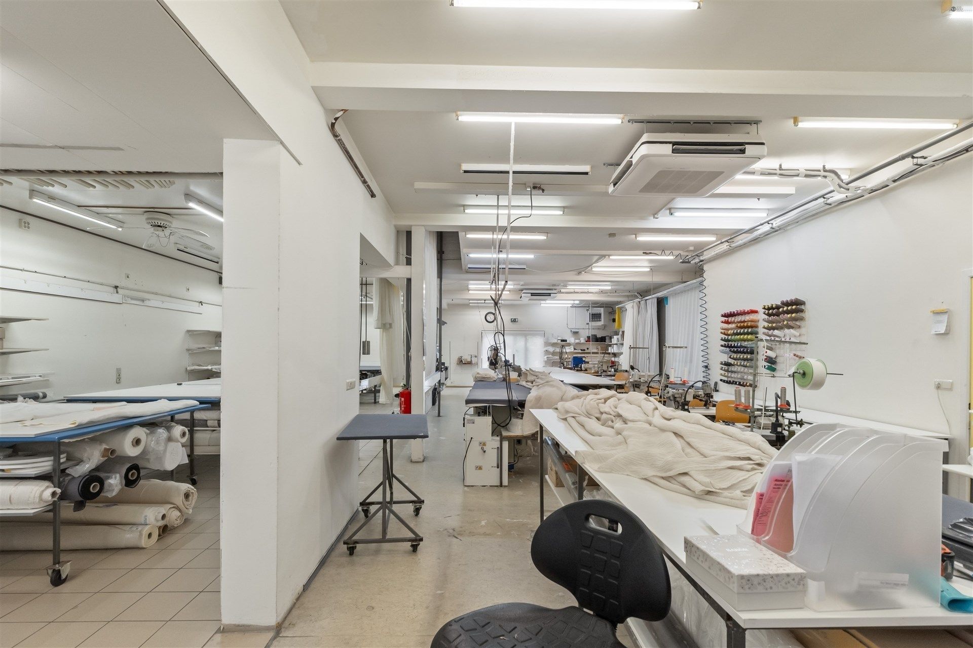 degelijk onderhouden atelier + woonst foto 3