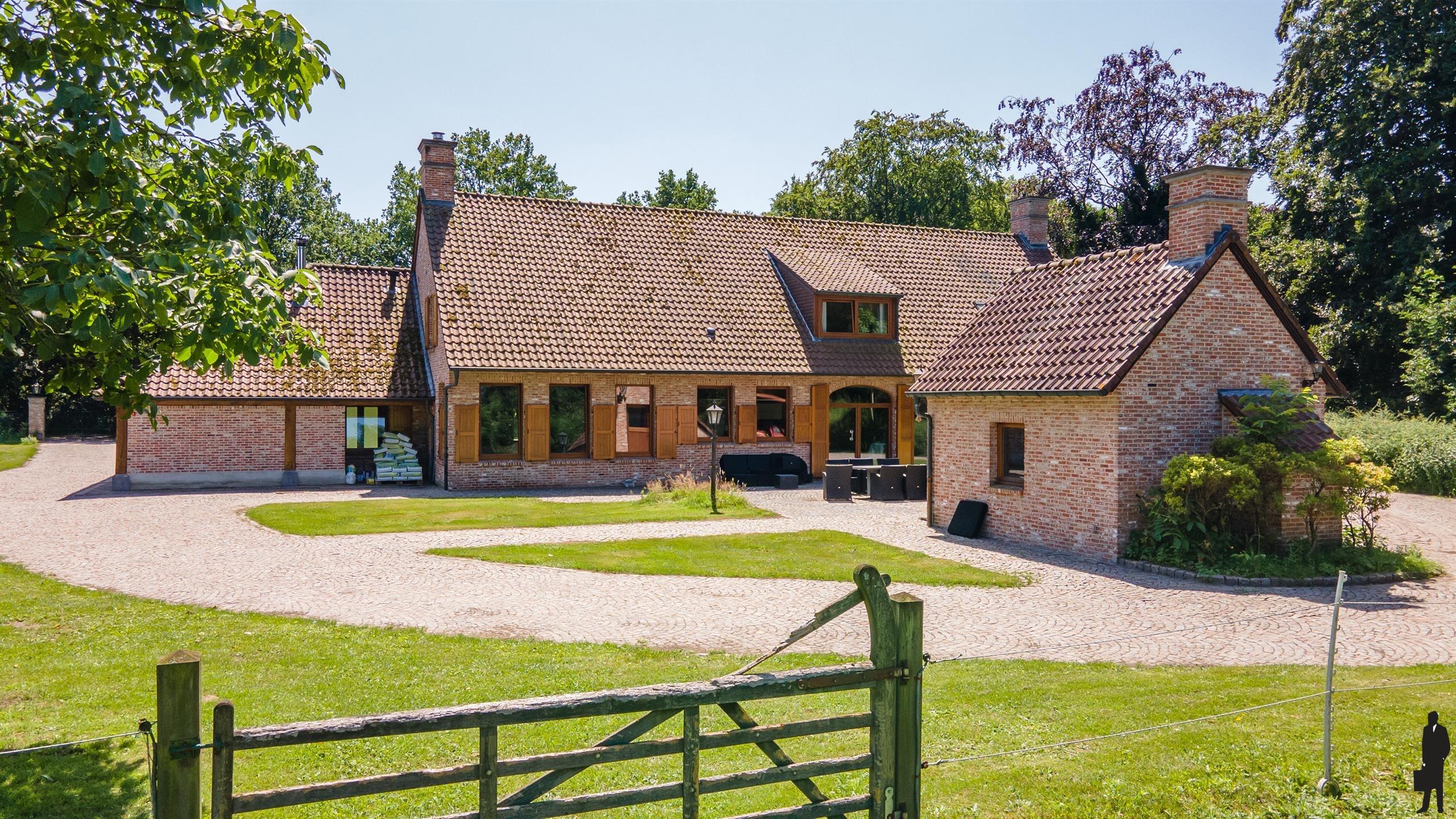 Luxe kangoeroe-villa te Sint-Job met paardenacc. op ca. 1,2 HA! foto 76