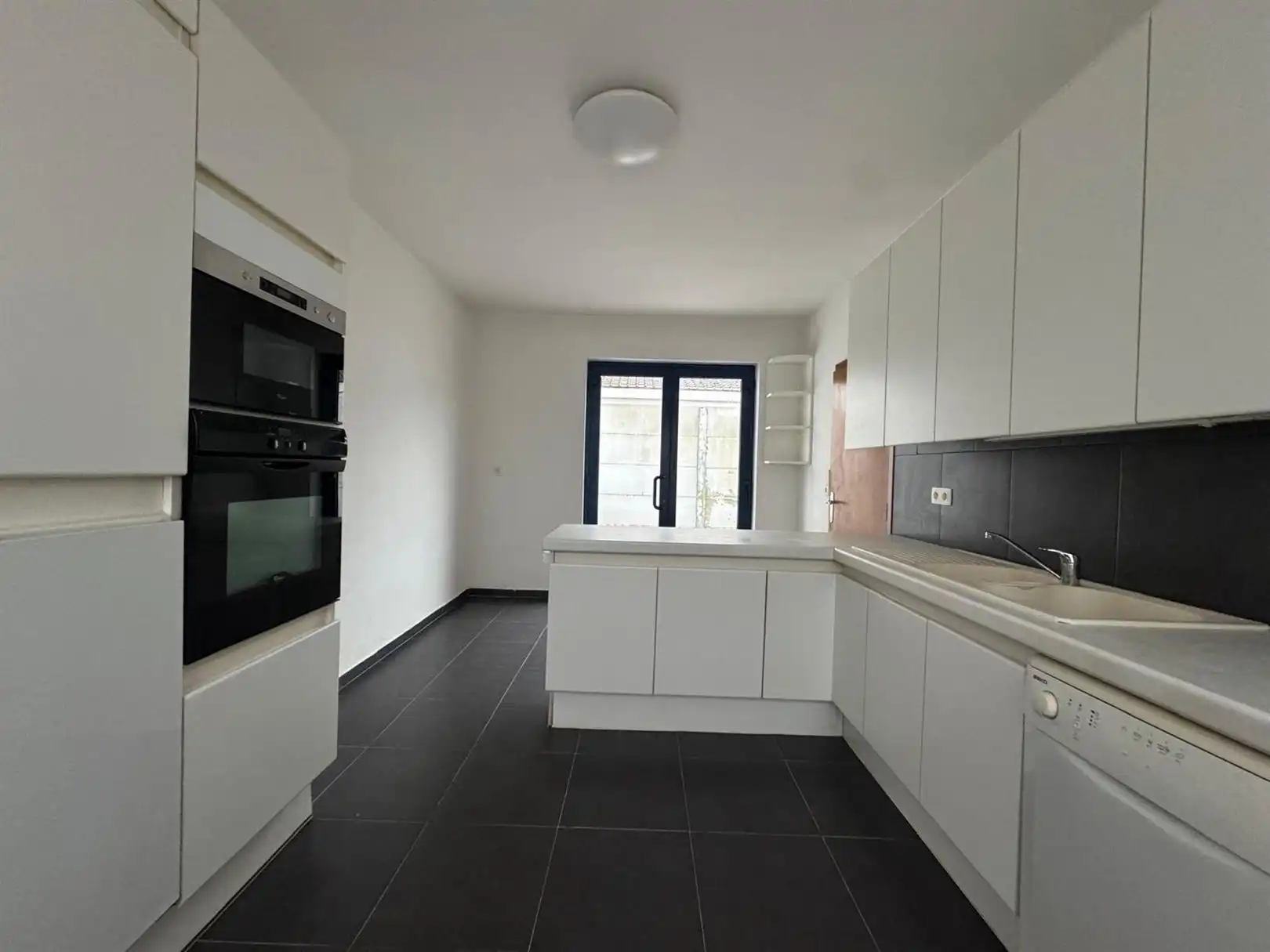 Half open bebouwing foto 3