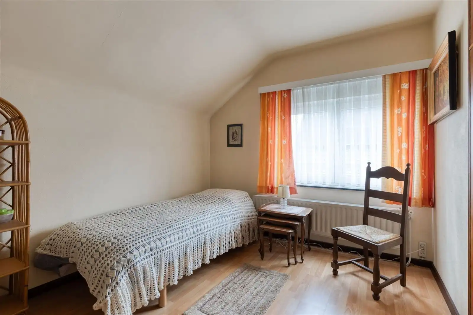 Charmante lichtrijke woning (251m²) met 4 slaapkamers + garage op een uitstekende locatie te Buizingen  foto 17