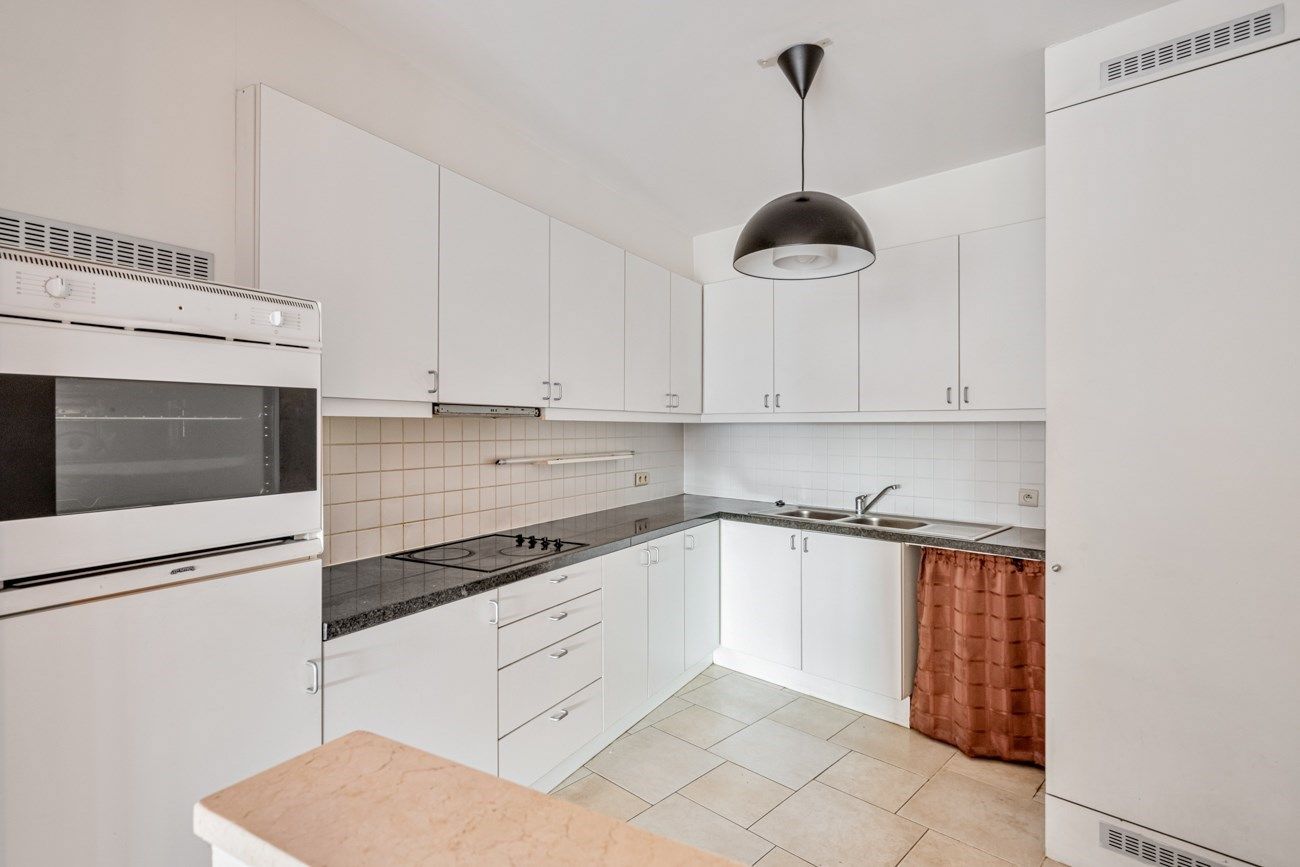 Palend aan de Lieve: Comfortabel appartement met lift, garage en 2 slaapkamers in het Prinsenhof foto 10