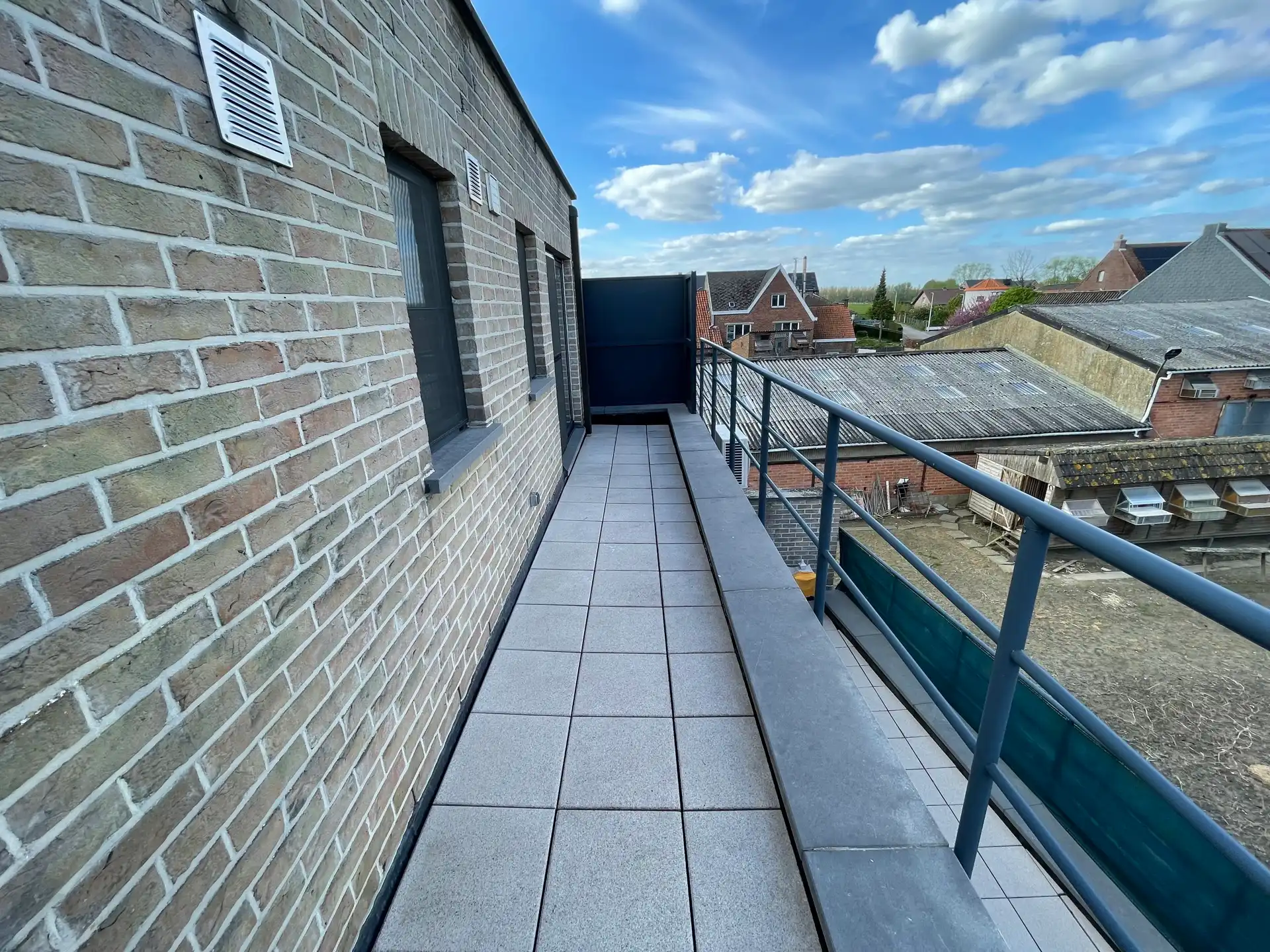 BURST - Gezellig dakappartement met binnenstaanplaats. foto 11