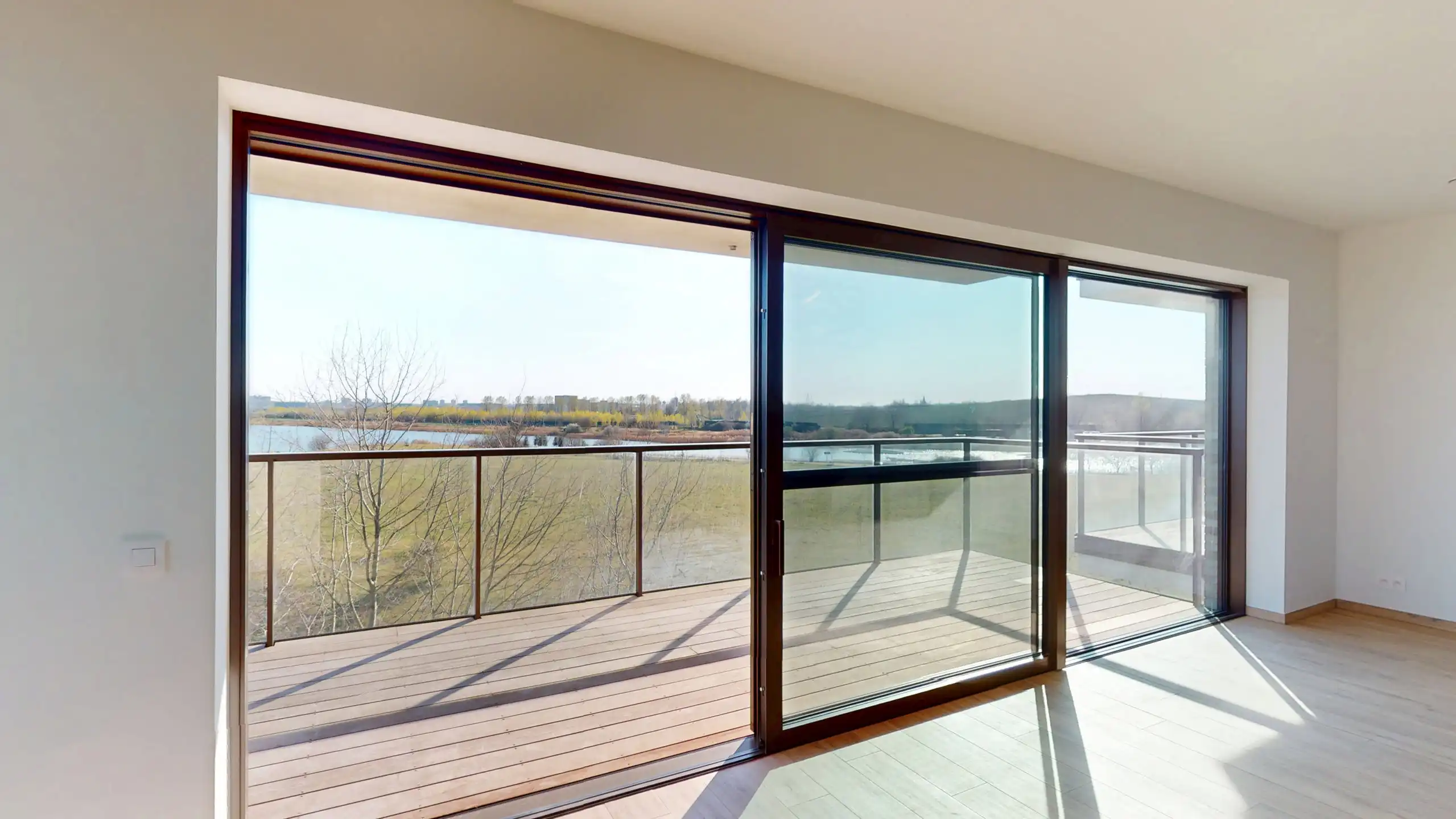 LINKEROEVER - Nieuw appartement met frontaal waterzicht  foto 4