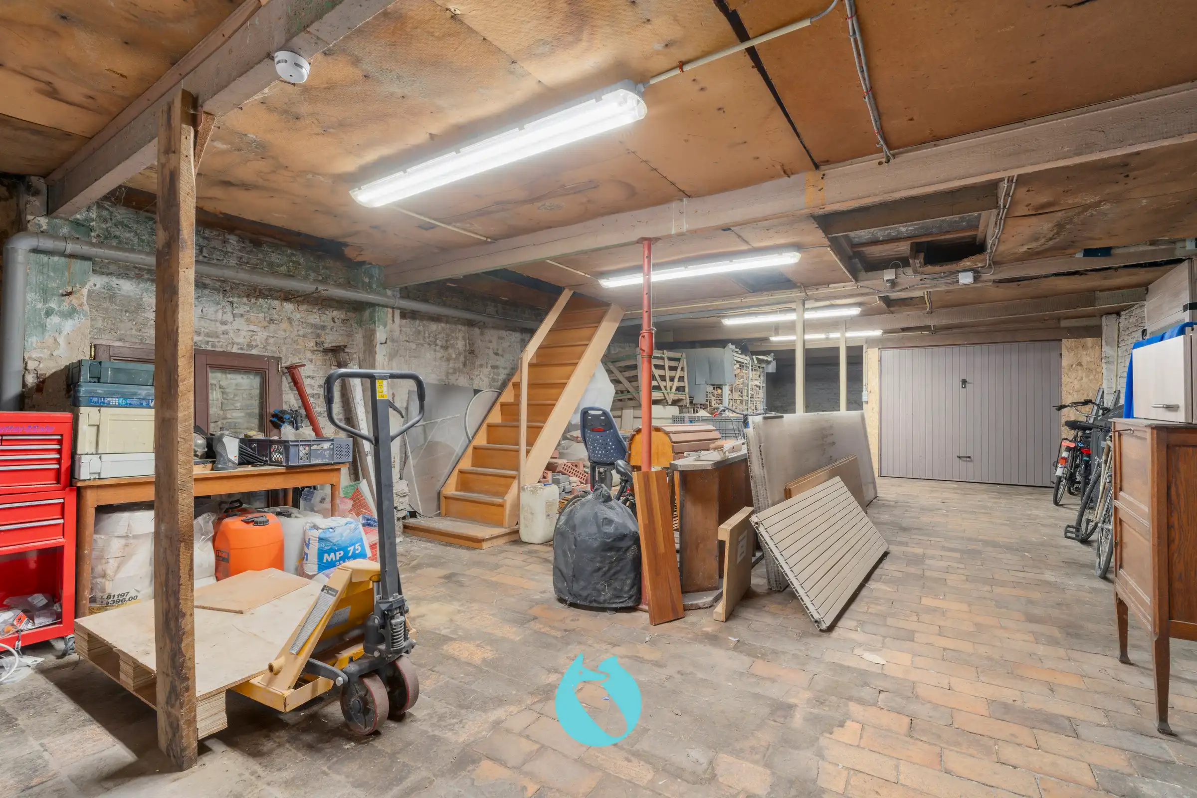 Woonhuis met magazijn foto 15