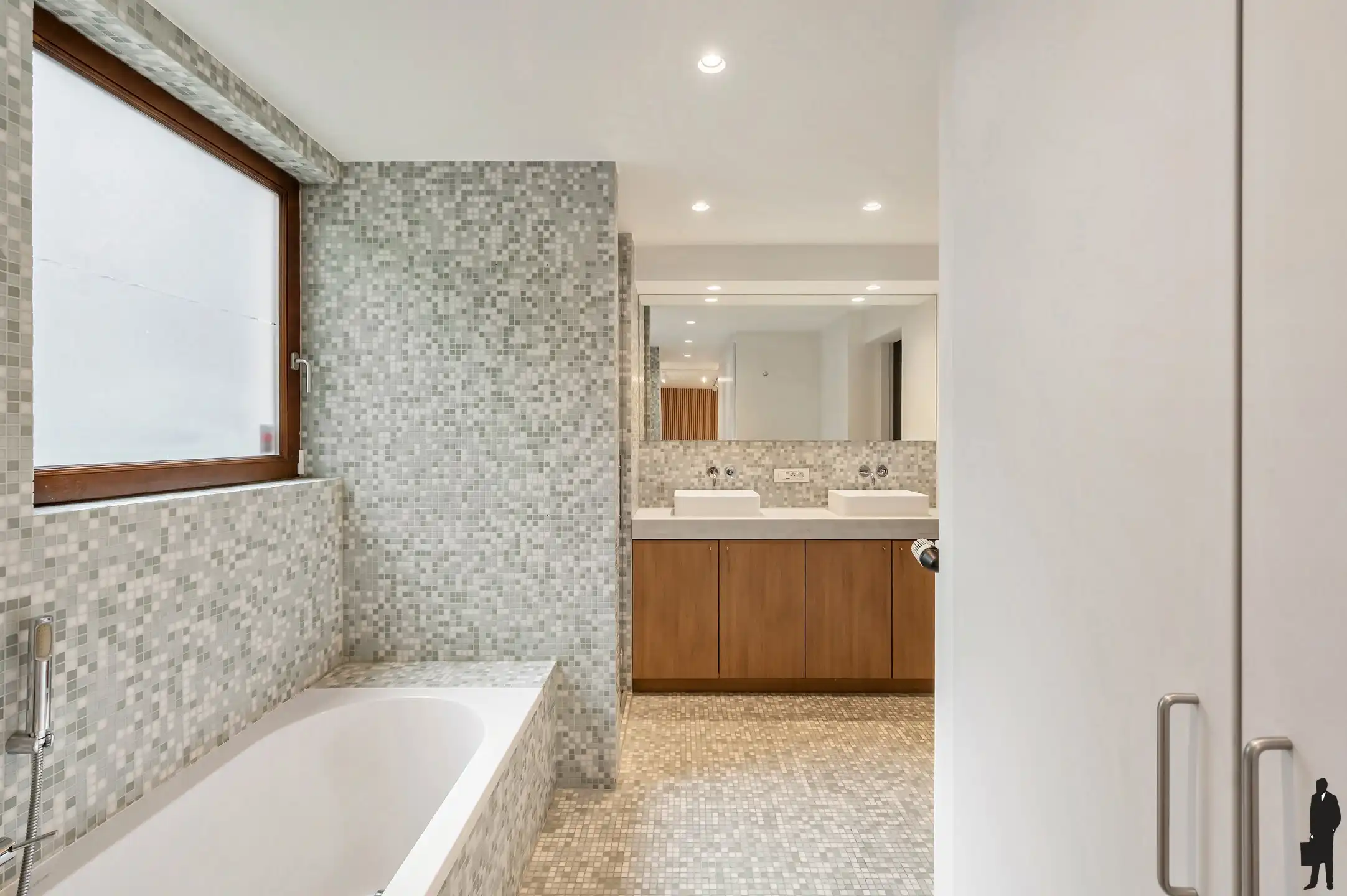 Uitzonderlijk gelijkvloers appartement met ruim terras foto 27