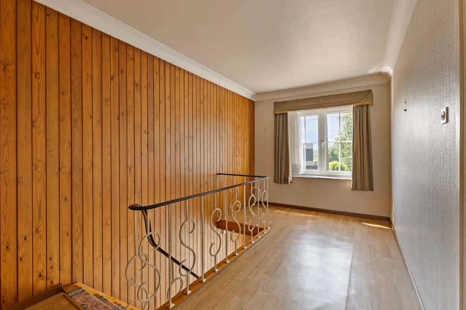 WONING MET TUIN IN DOODLOPENDE STRAAT foto 14