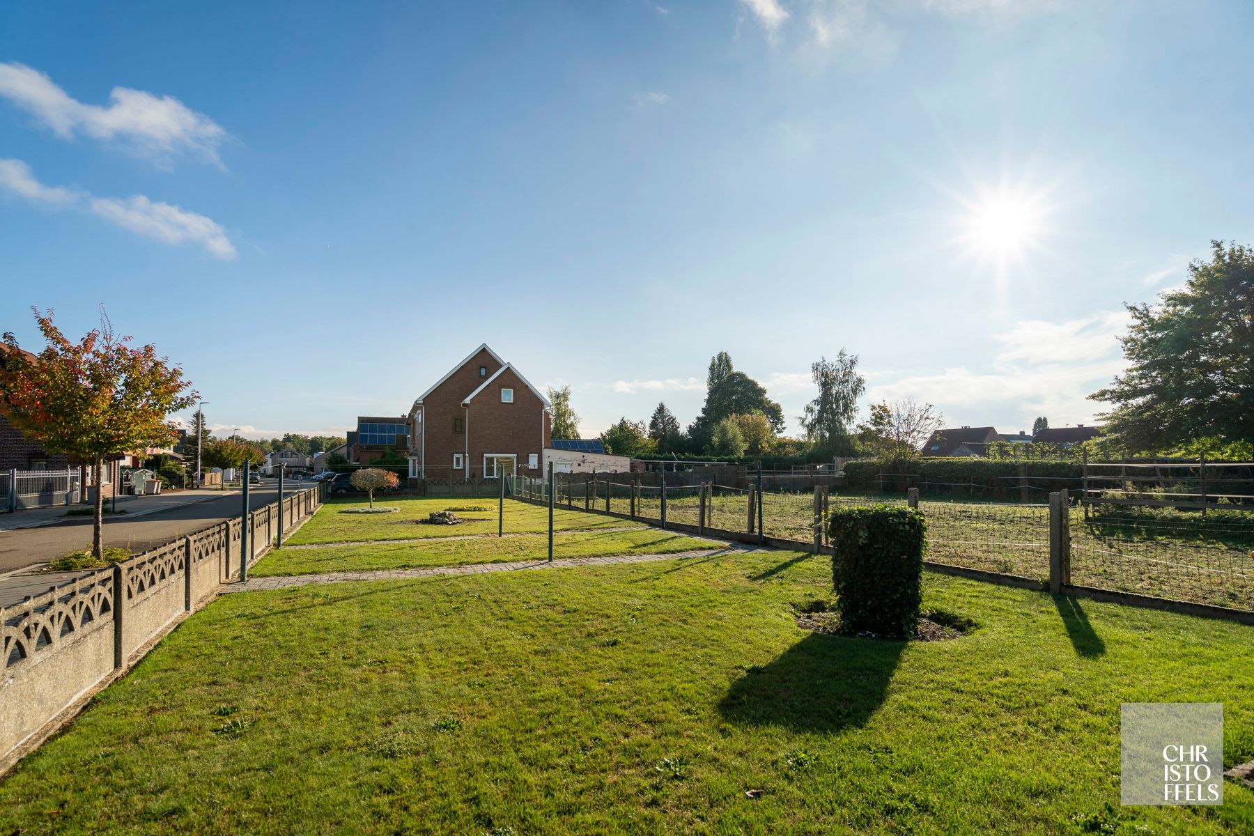 Te renoveren woning (152m²) in een rustige woonomgeving te Lanaken! foto 16