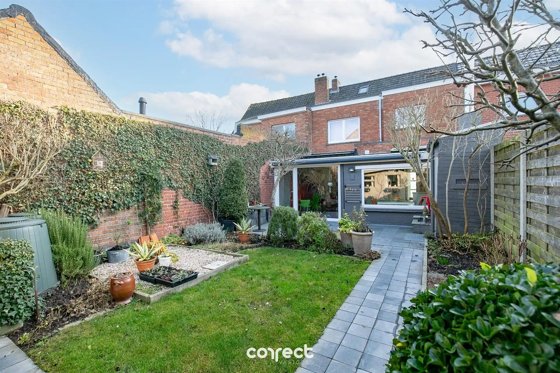 Rustig gelegen woning met tuin. foto 12