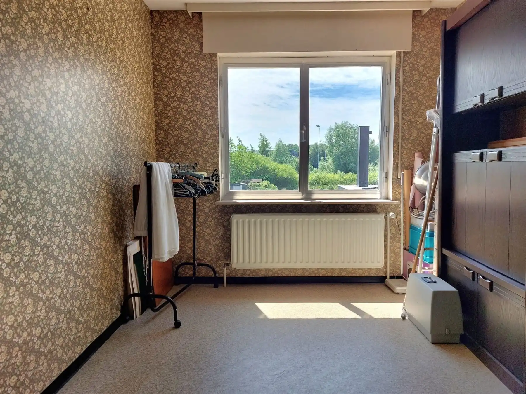 SUPER GELEGEN RIJWONING MET GARAGE  foto 10