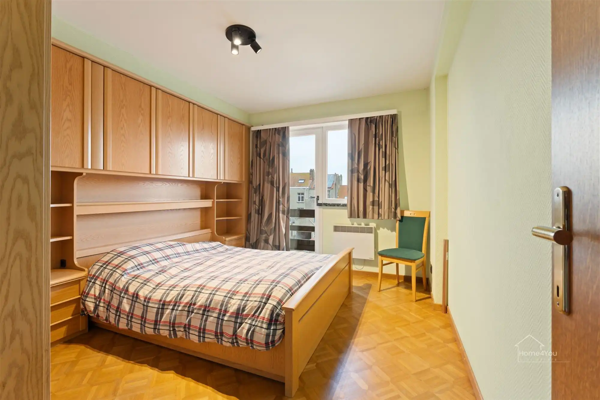 Lichtrijk instapklaar hoekappartement 2 slaapkamers foto 12