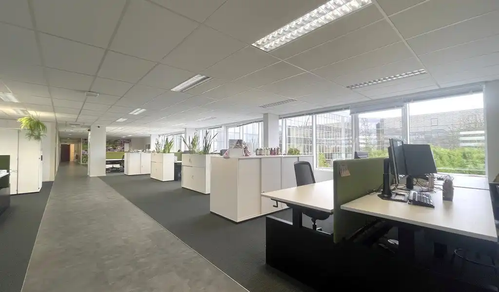 Kantoren te huur in West Port aan E34 in Zwijndrecht foto 3