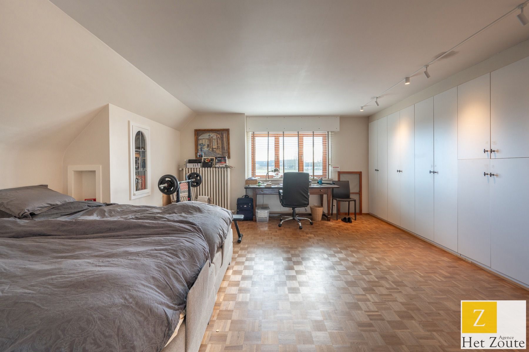 Twee ruime villa’s op één groot perceel (5.460 m²) te Knokke foto 20