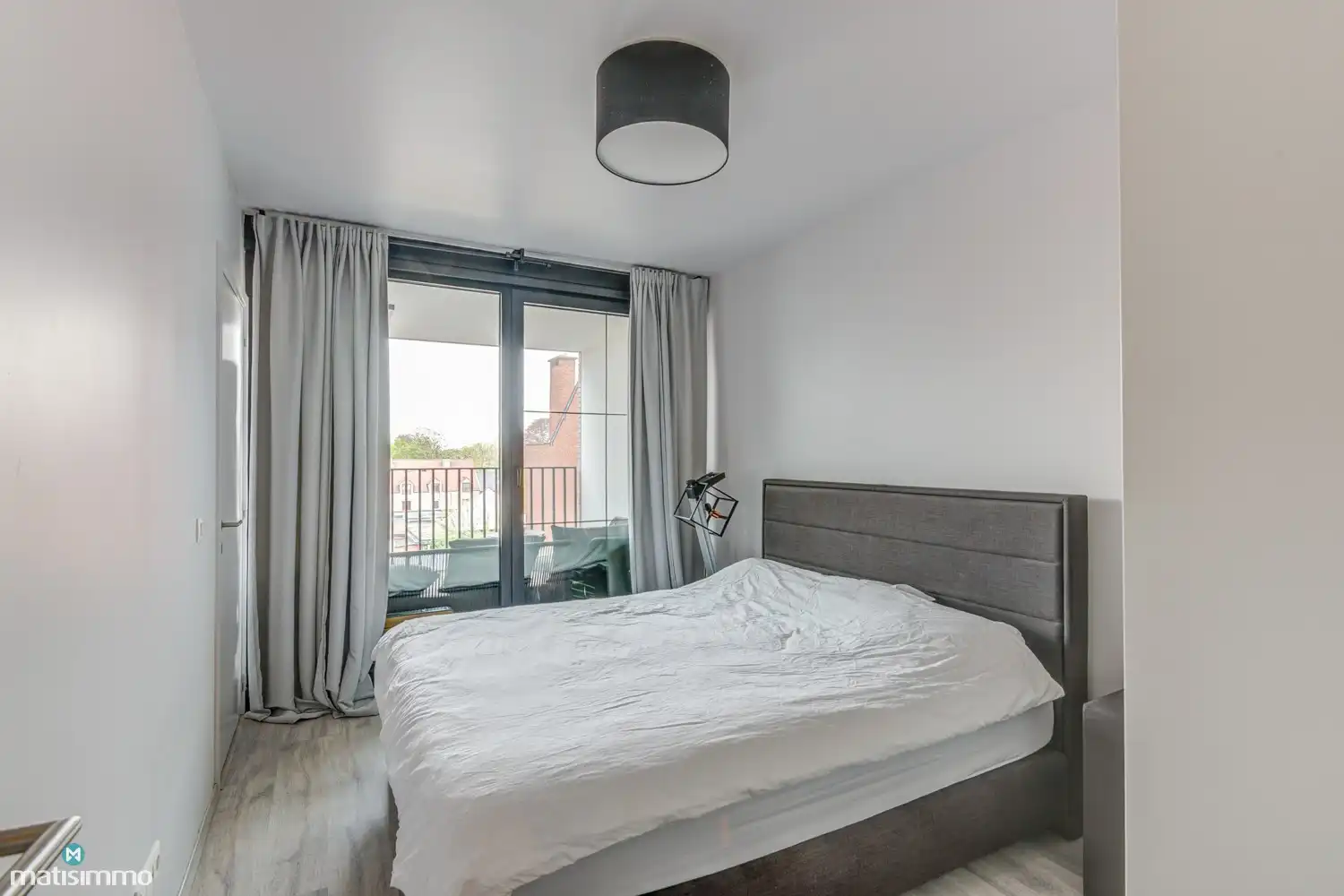 INSTAPKLAAR APPARTEMENT MET EEN UITSTEKENDE LIGGING TE HASSELT foto 8