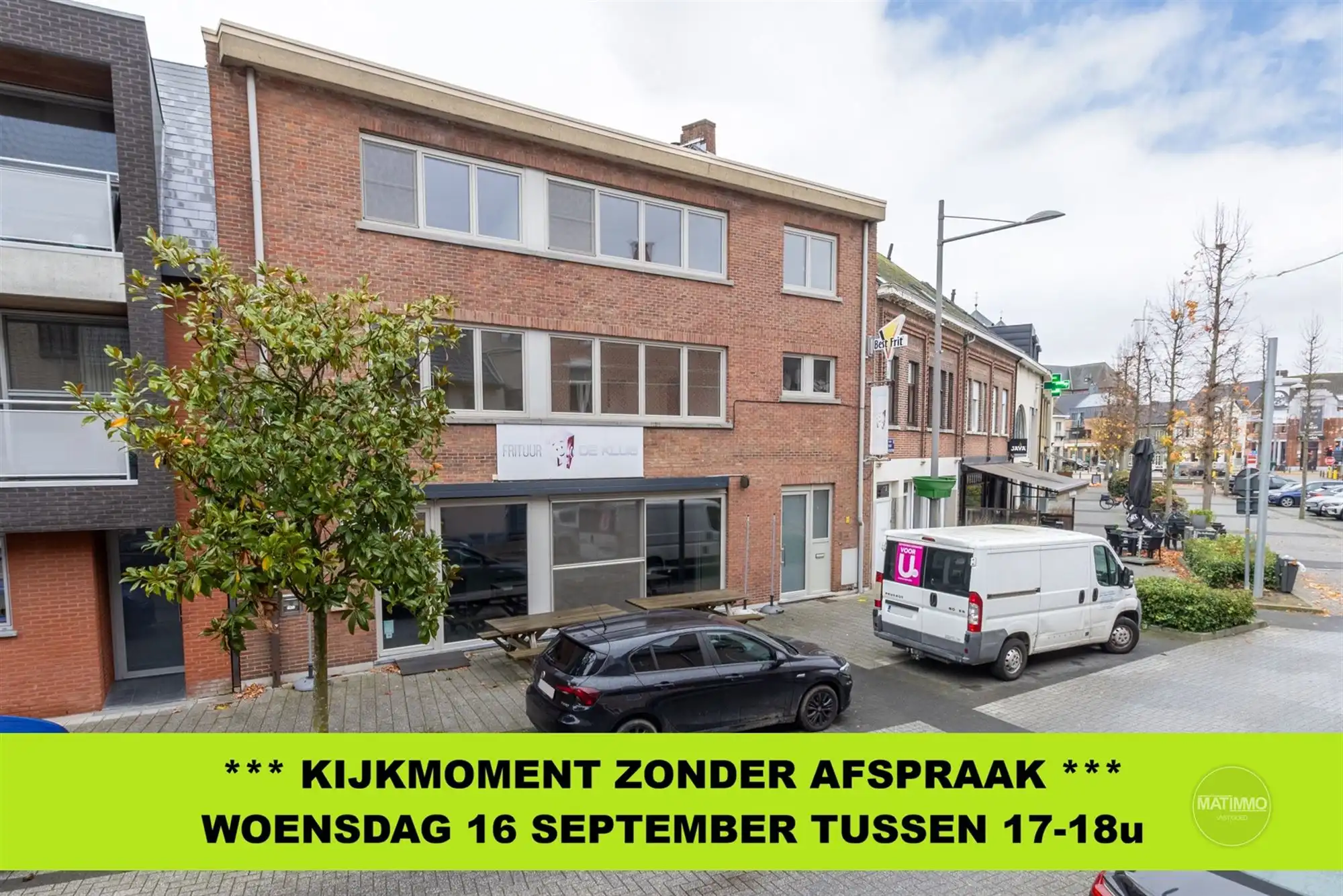 Ruim gerenoveerd duplex appartement met 3 slaapkamers  foto {{pictureIndex}}