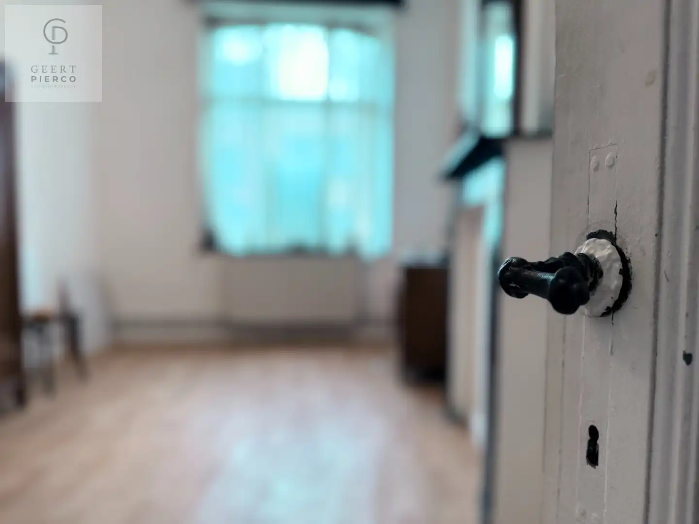 Stijlvol en ruim pand met unieke mogelijkheden in de Stationsstraat foto 17