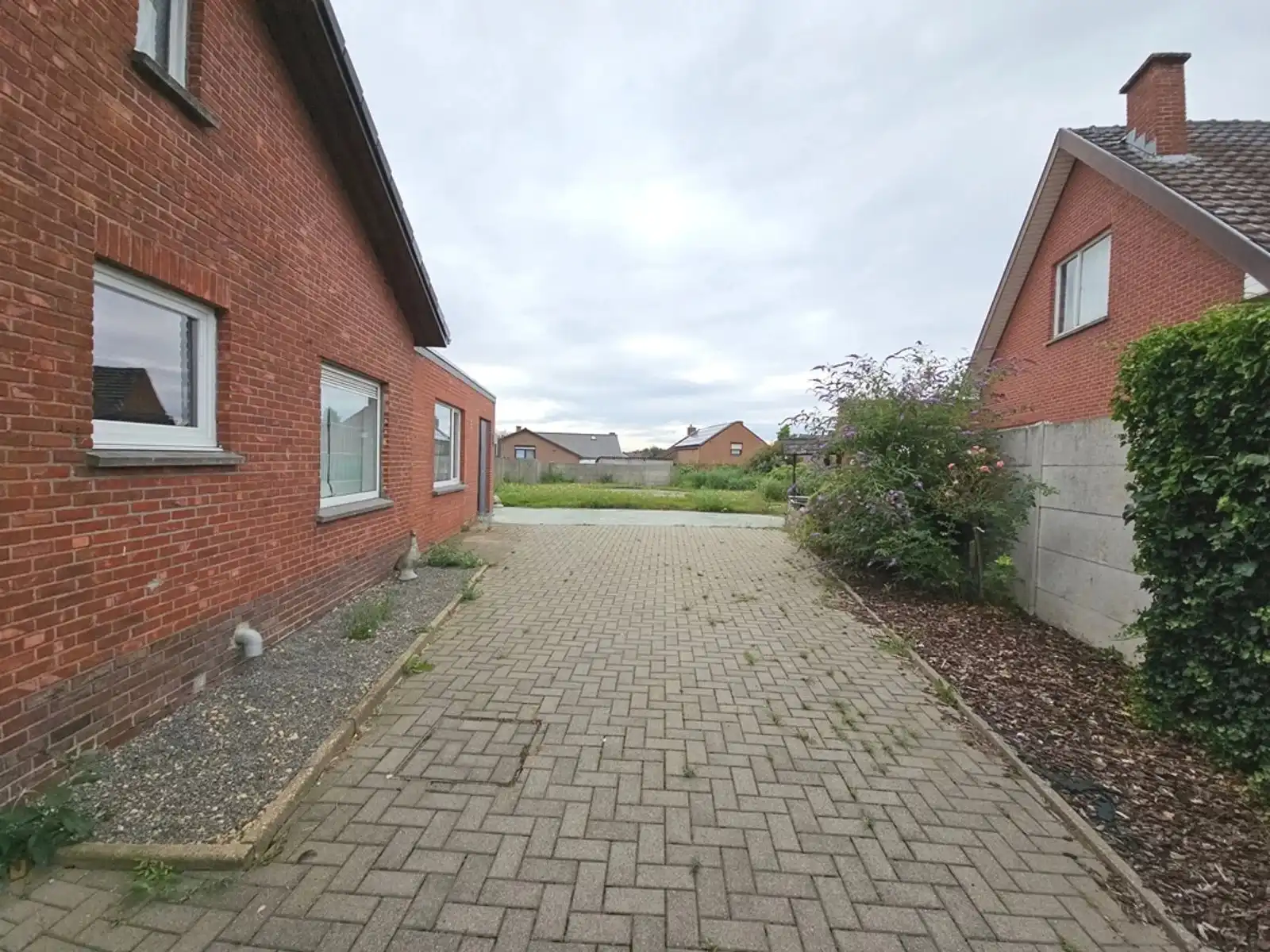 Charmante gelijkvloerse woning in een rustige residentiële omgeving. foto 35