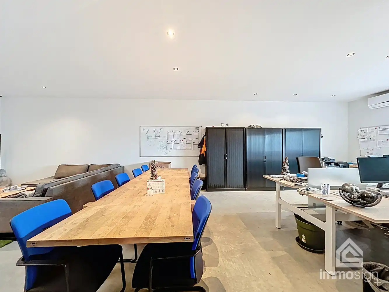 Veelzijdige halfopen bedrijfshal met kantoor en buitenruimte in Pelt! foto 19