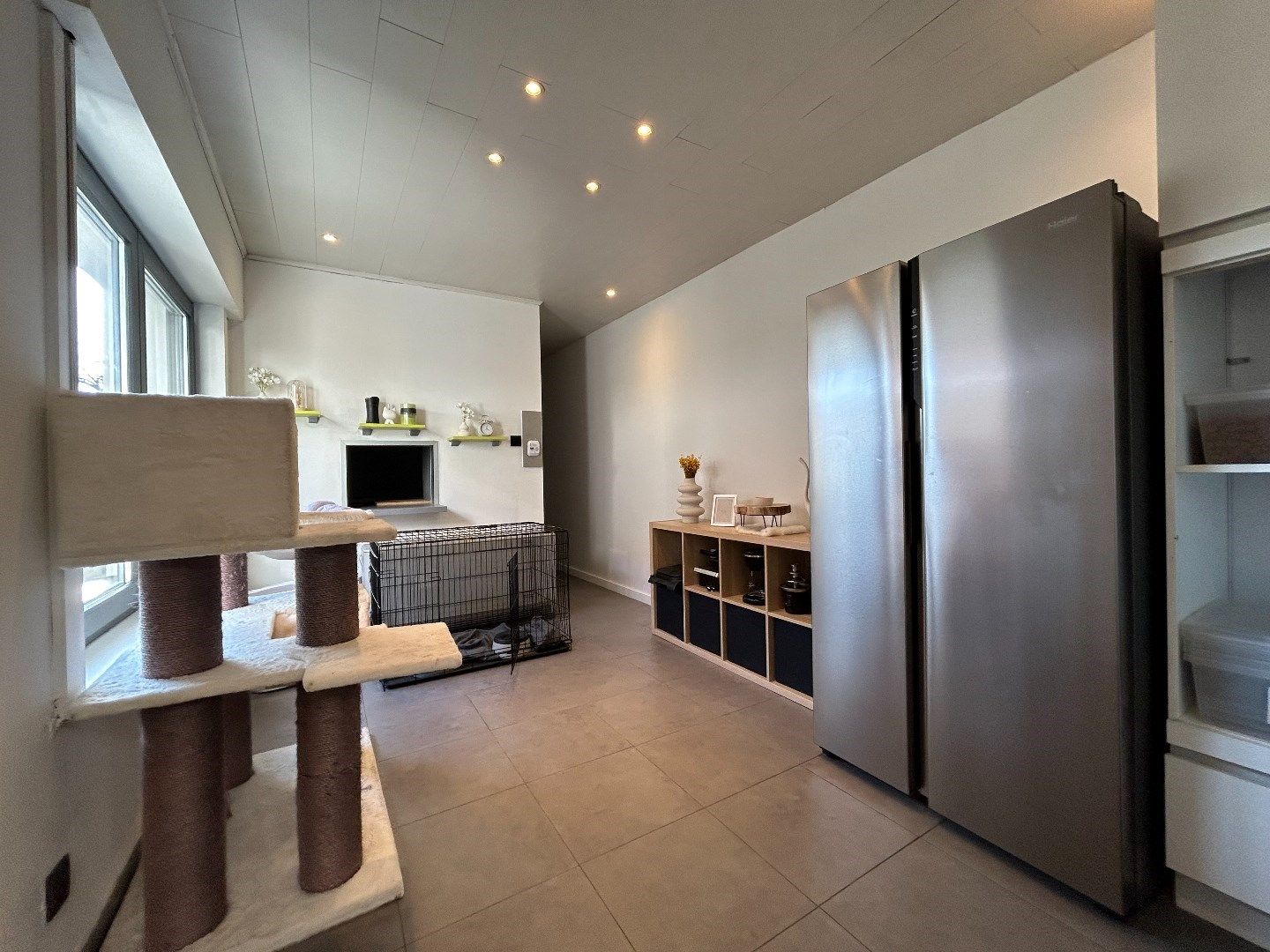Instapklare rijwoning met veel bergruimte TE KOOP  in het bruisende Waregem. foto 7