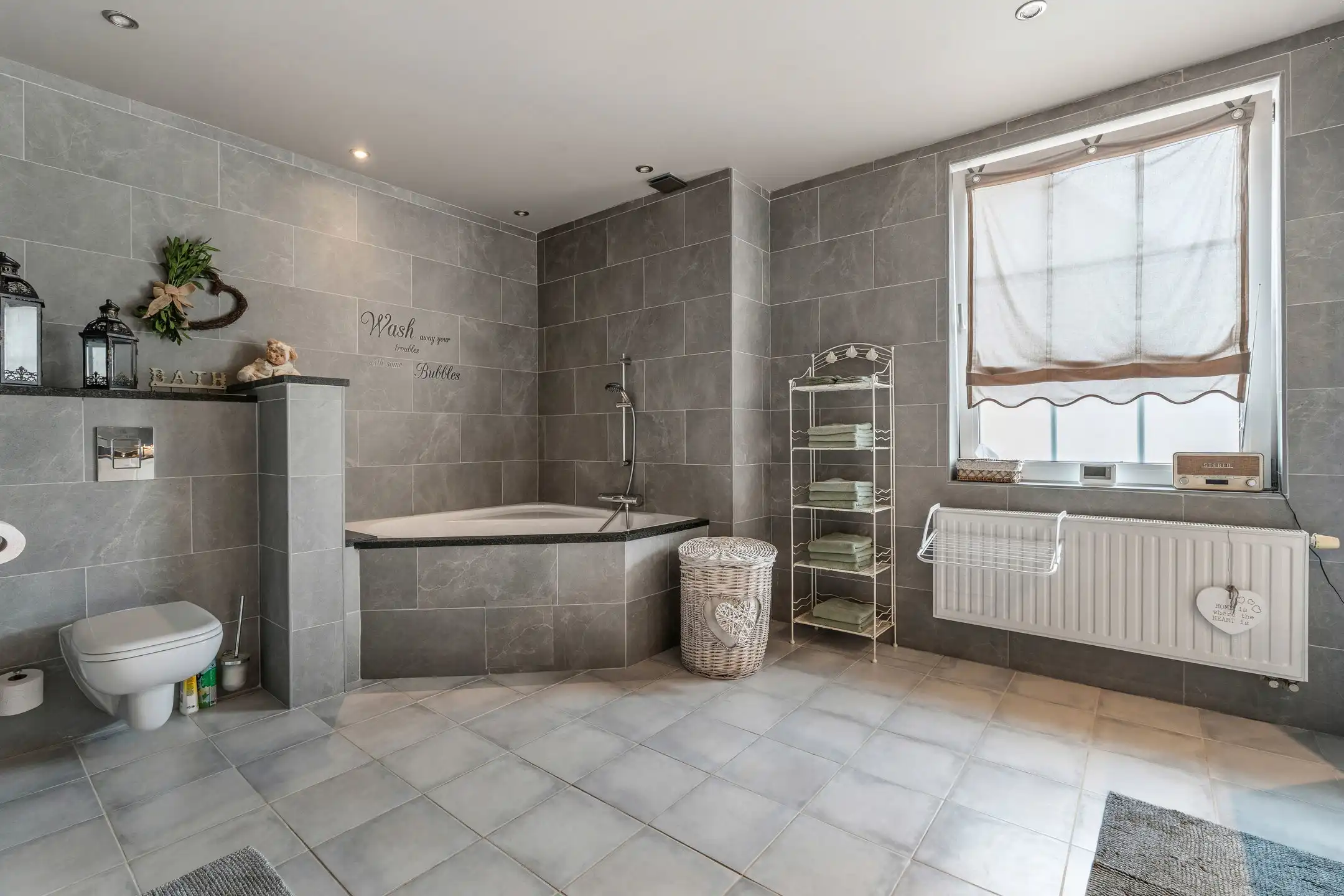 Prachtige instapklare woning in landelijke stijl foto 18