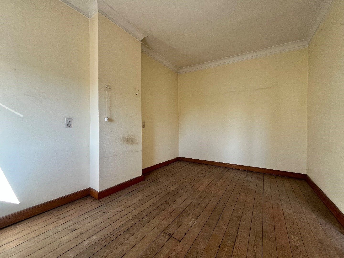 Authentieke woning met tuin en garage in het rustige Ooigem foto 10