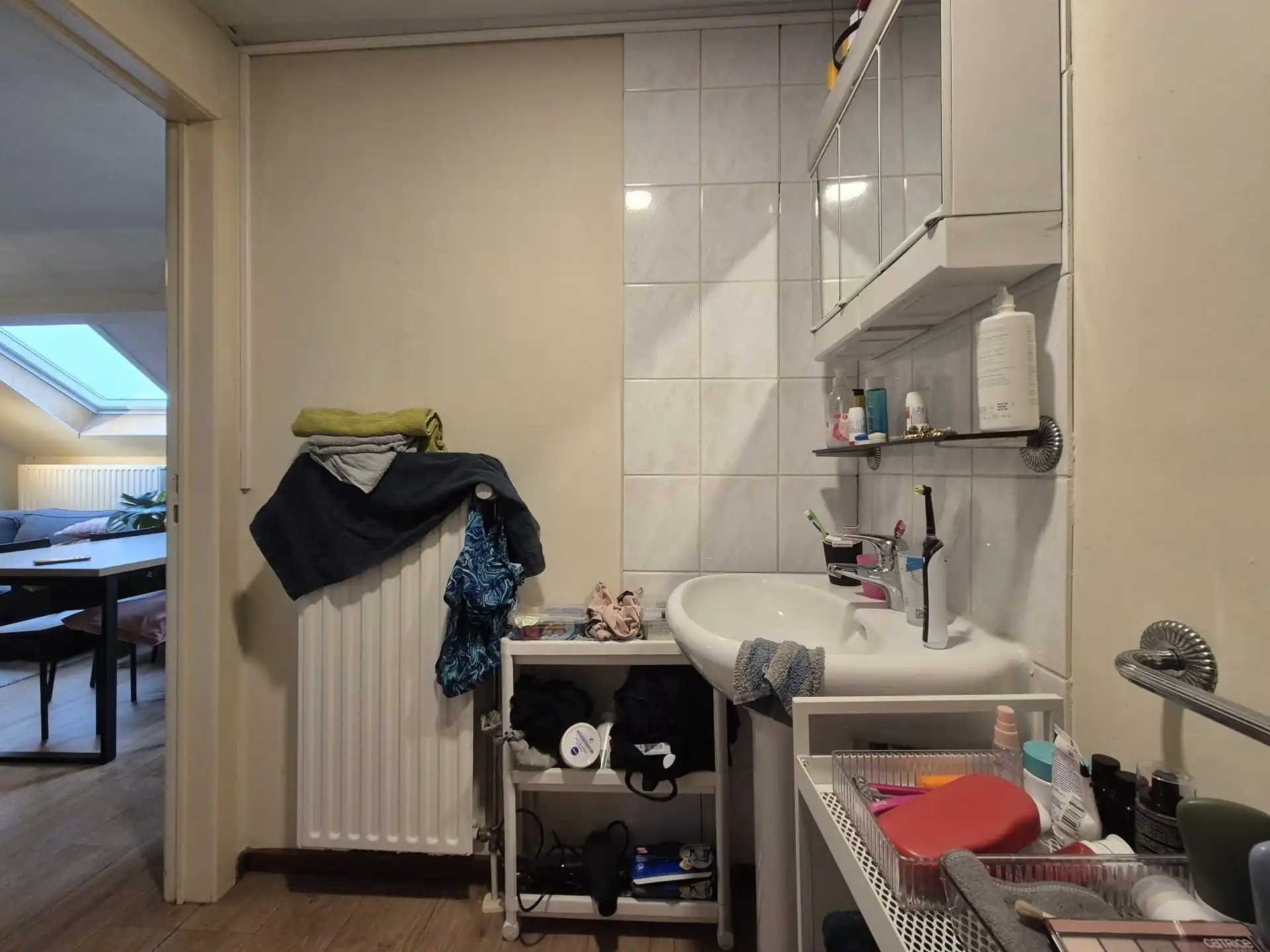 Gunstig gelegen dakappartement aan station.  foto 15