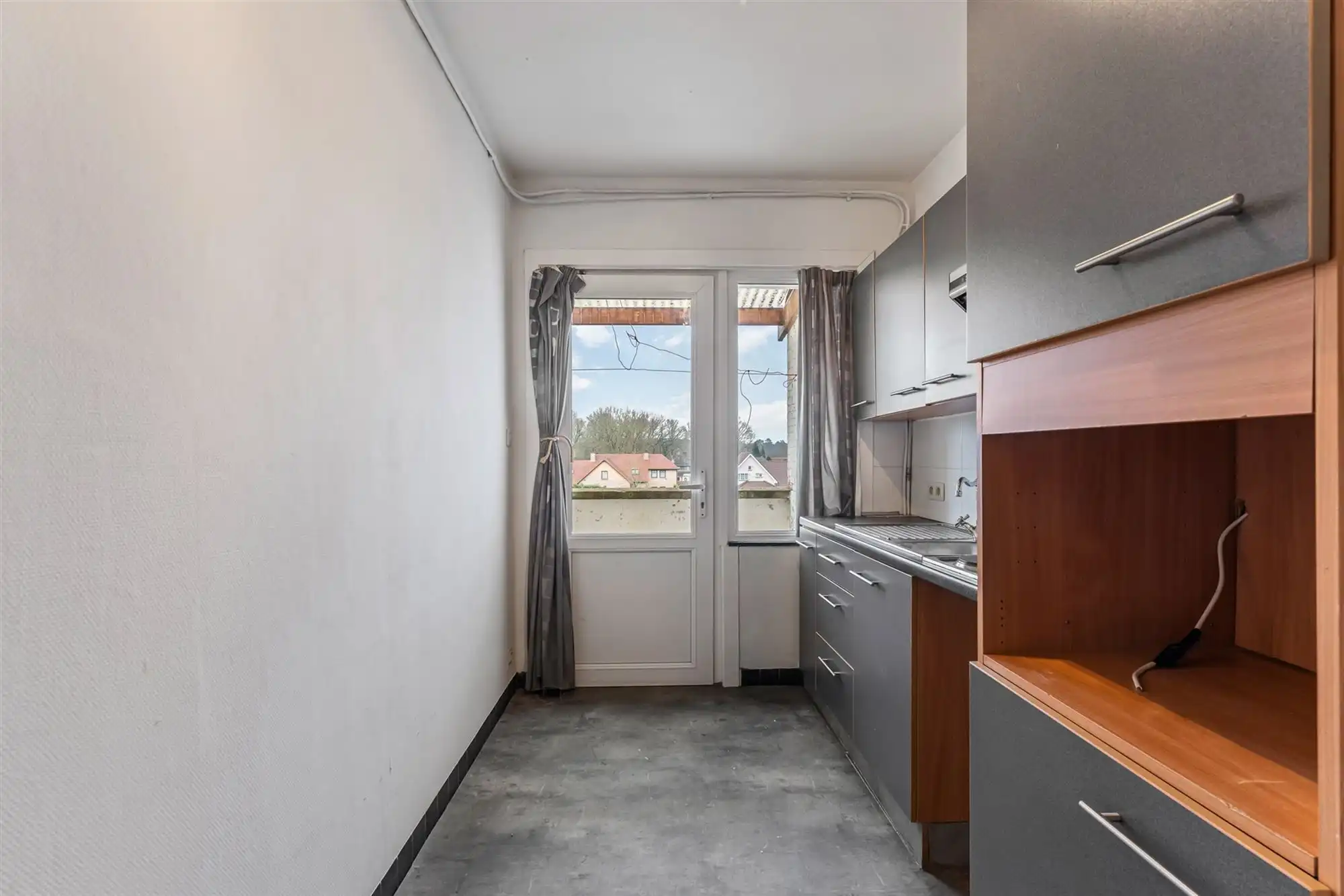 OP TE FRISSEN APPARTEMENT MET 3 SLAAPKAMERS IN DE NABIJHEID VAN HET CENTRUM VAN LEOPOLDSBURG foto 11