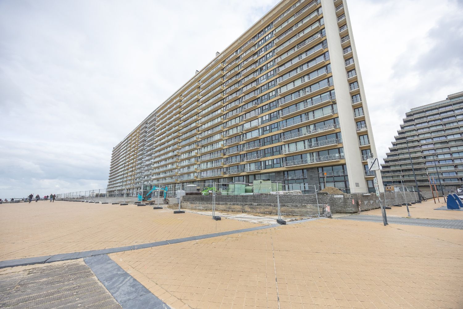 Instapklare studio met frontaal zeezicht te Oostende foto 17