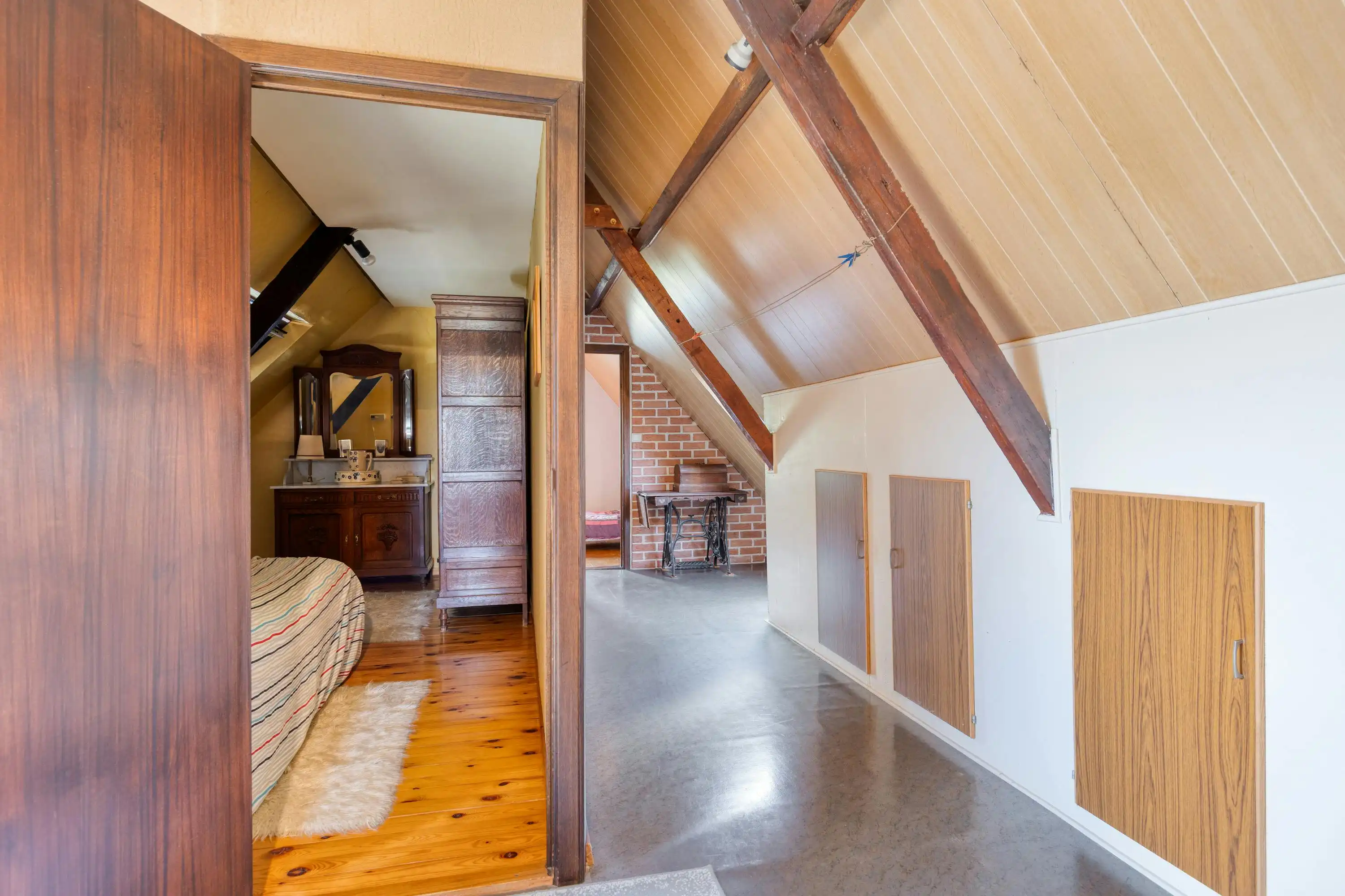 Alleenstaande woning op 7.590 m² met weidse zichten in Mater  foto 7