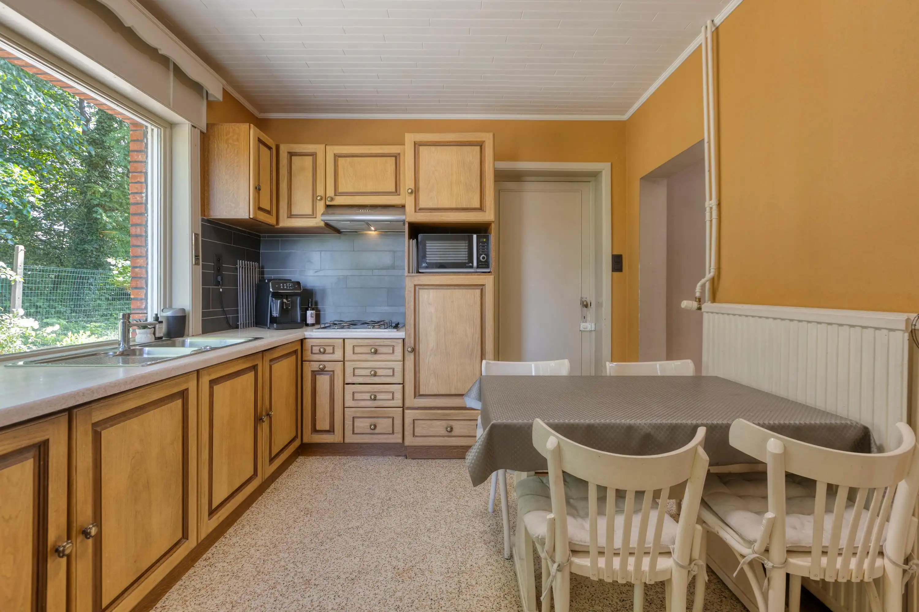 Instapklare woning met 5 slaapkamers te Alken foto 10