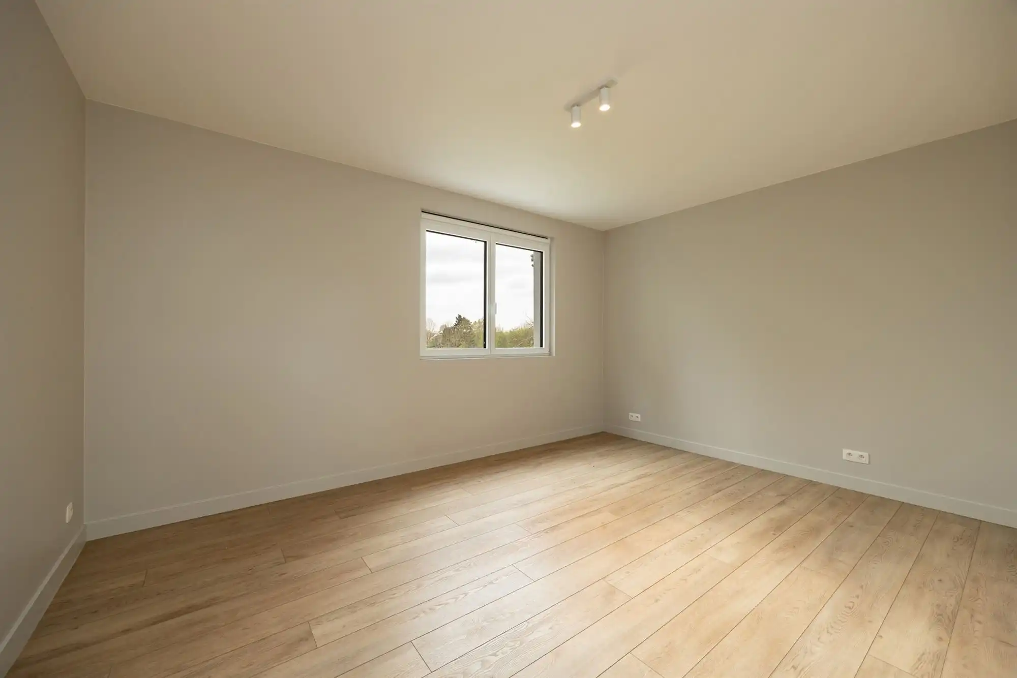 Energiezuinige open bebouwing met landelijk zicht foto 18