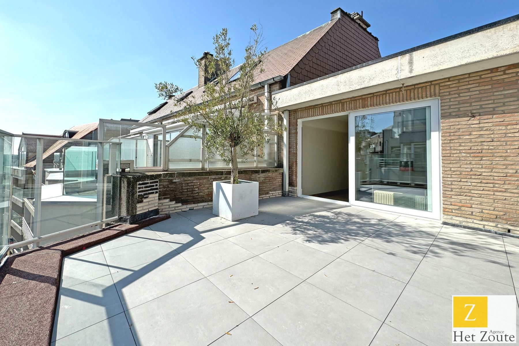 Gezellig appartement met ruim terras in Knokke Het Zoute foto {{pictureIndex}}