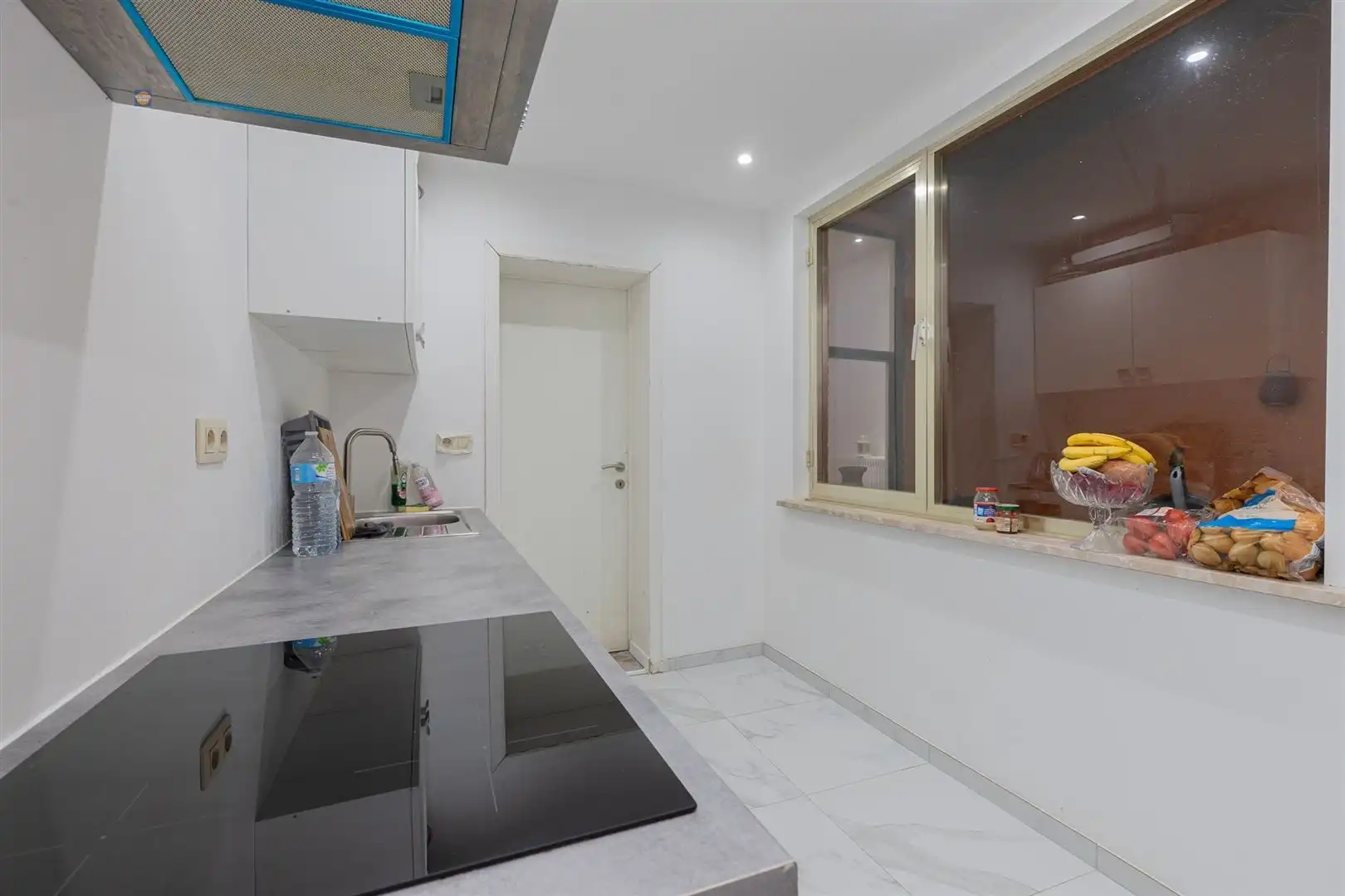 Charmante woning met renovatiepotentieel foto 8