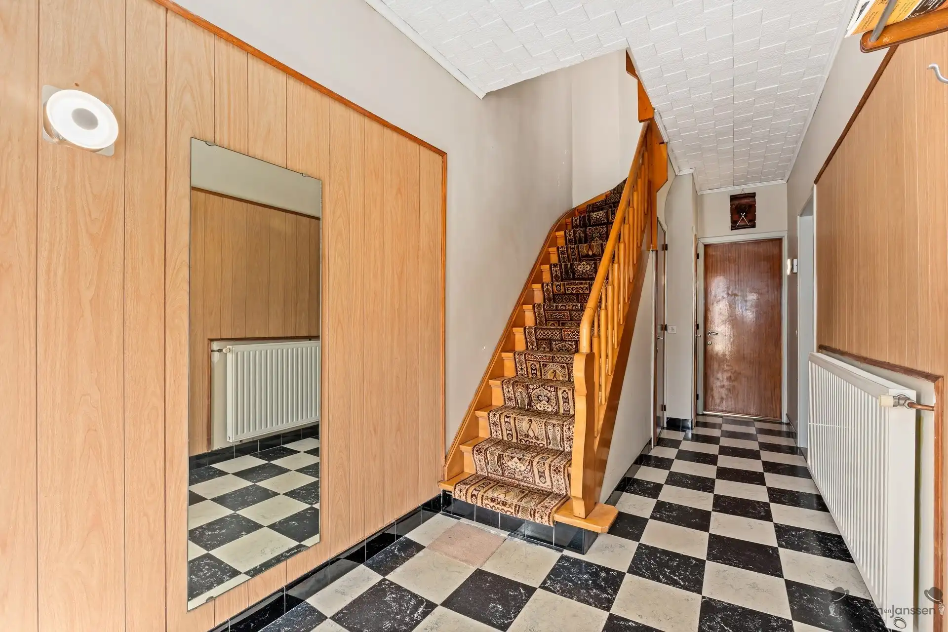 Op te frissen bel-etage met 3 slpk's in Schoten foto 3