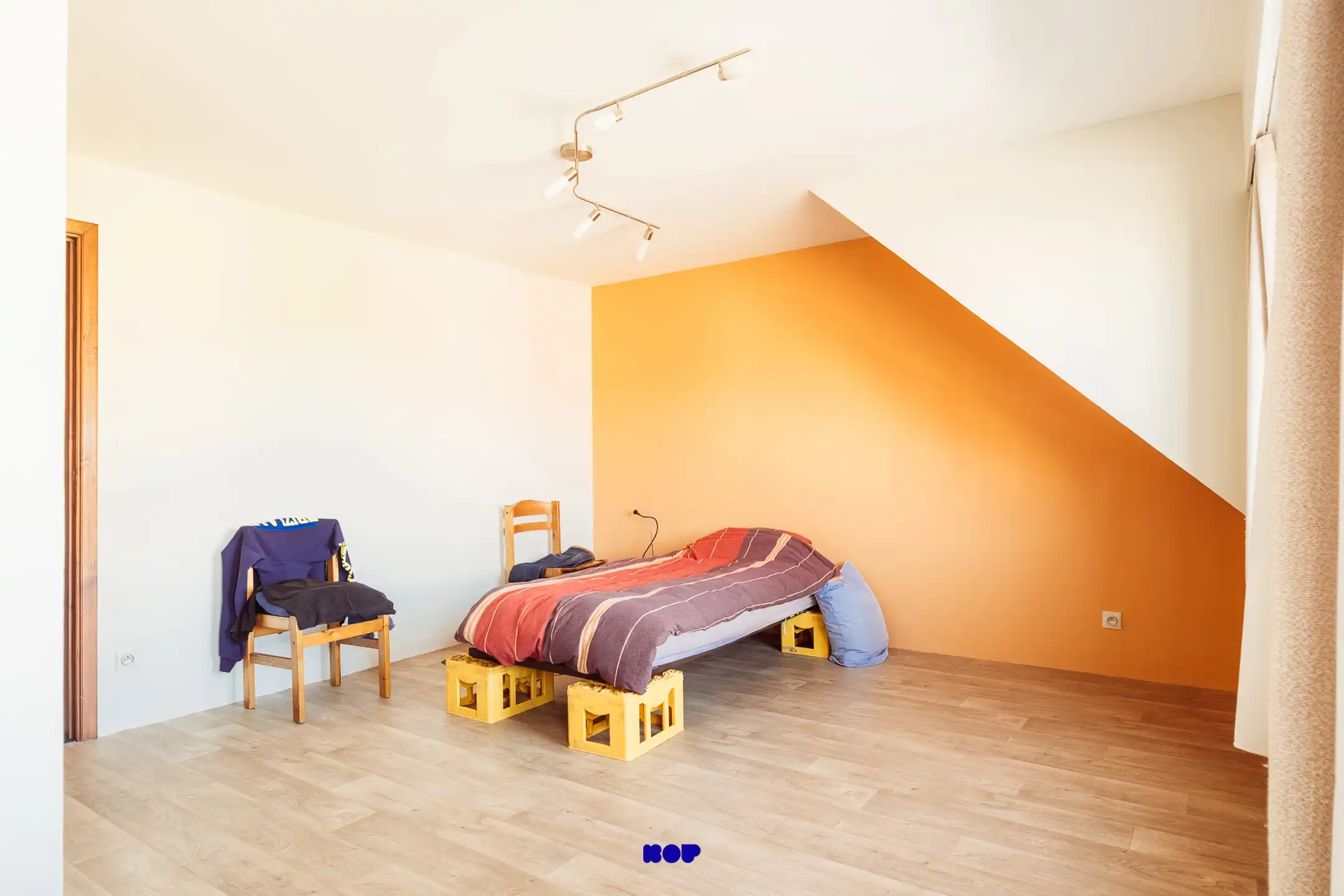 Bel-etage met ruimte op elke verdieping in Emblem (Ranst) foto 12