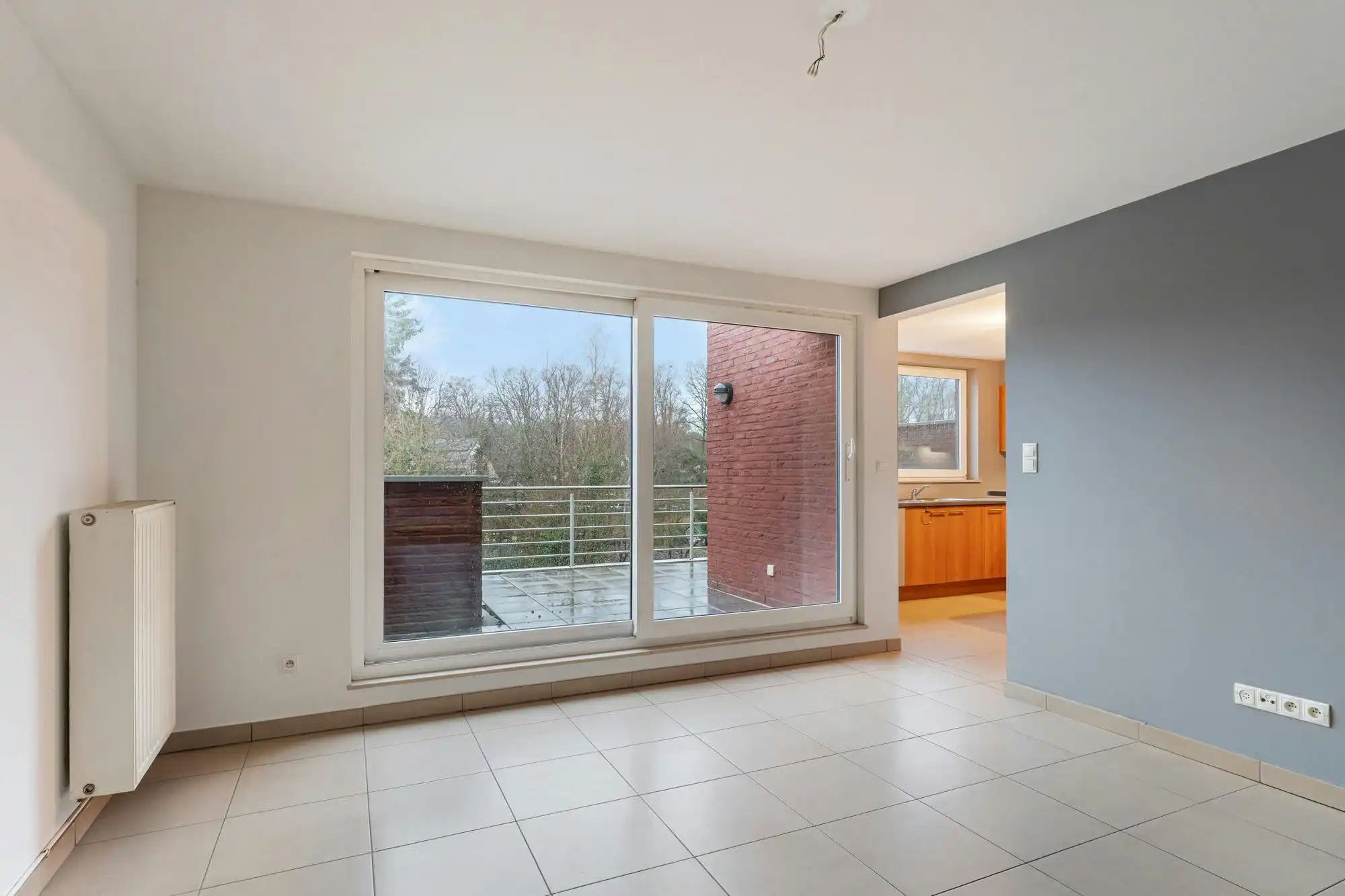 Lichtrijk & instapklaar duplex-appartement nabij Genk-Centrum foto 4