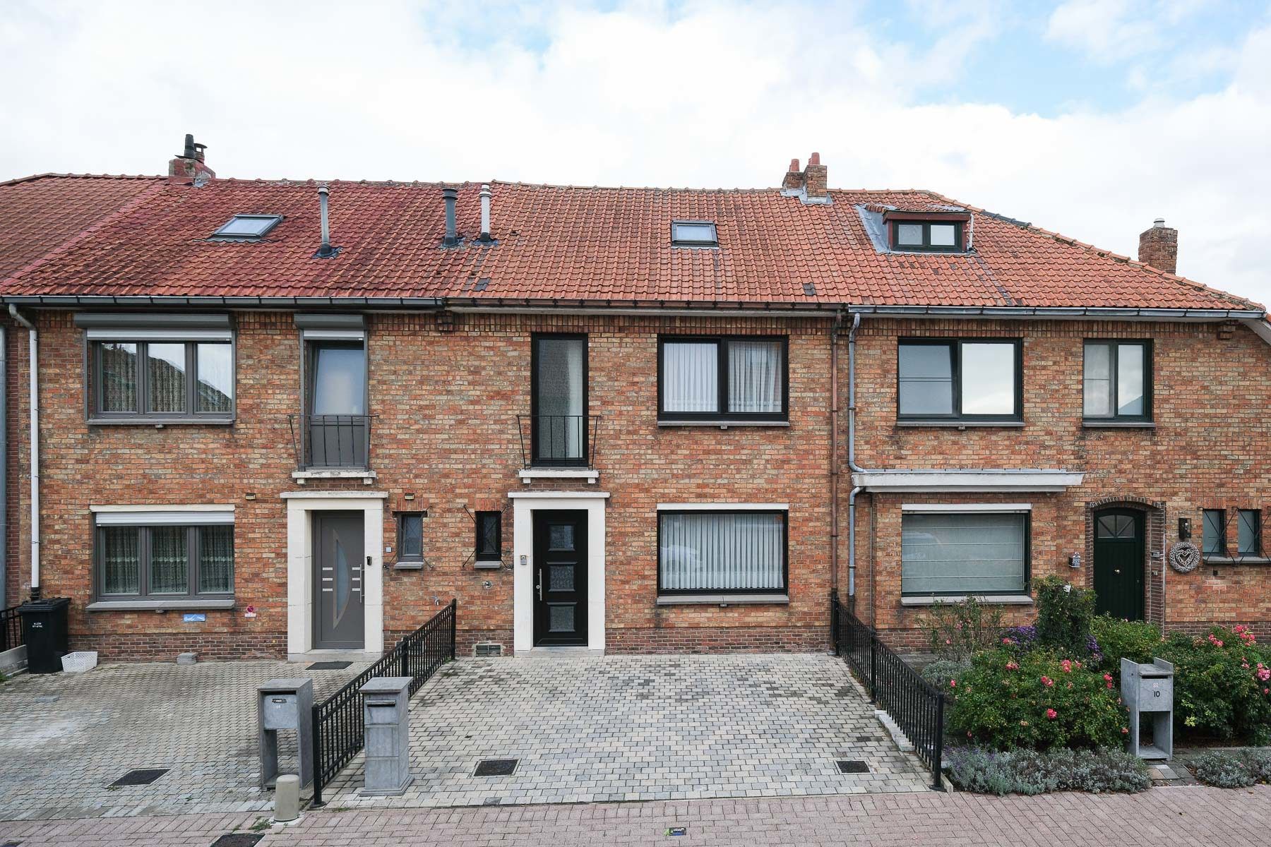 Huis te koop foto {{pictureIndex}}