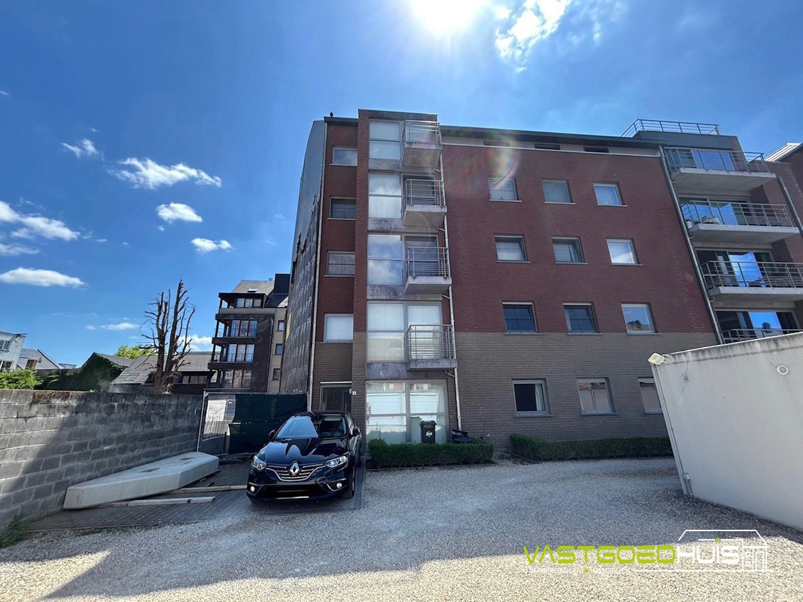 Prachtig appartement met terras en garage in centrum Ninove foto 28