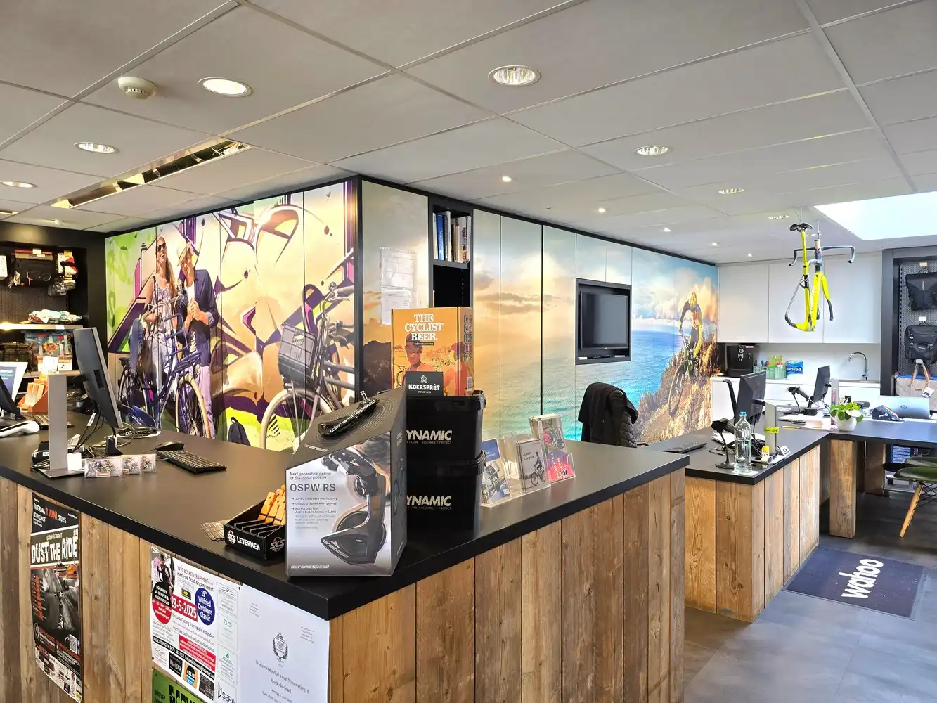 TE KOOP : WINKEL / TOONZAAL 386 m² met ruime woonst (momenteel "FIETSEN GAETHOFS") - ideale investering op een toplocatie! foto 9