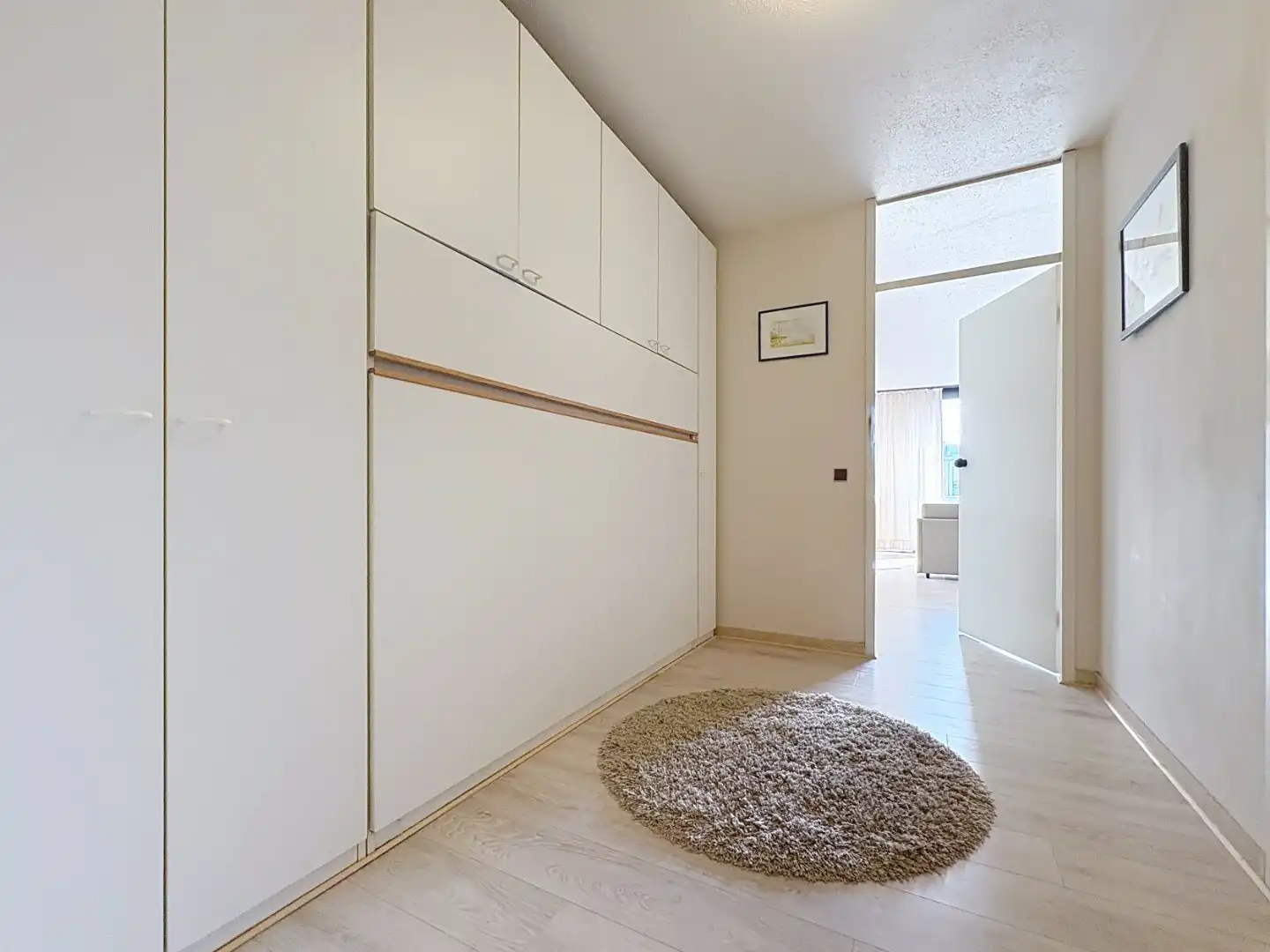 Ruime studio met afzonderlijke slaaphoek en zeezicht - garage mogelijk  foto 5