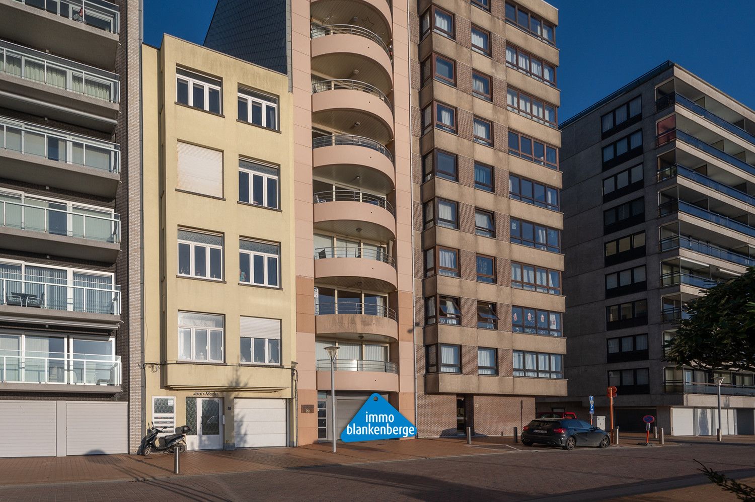 Instapklaar Appartement met Twee Slaapkamers aan de Haven van Blankenberge foto 10